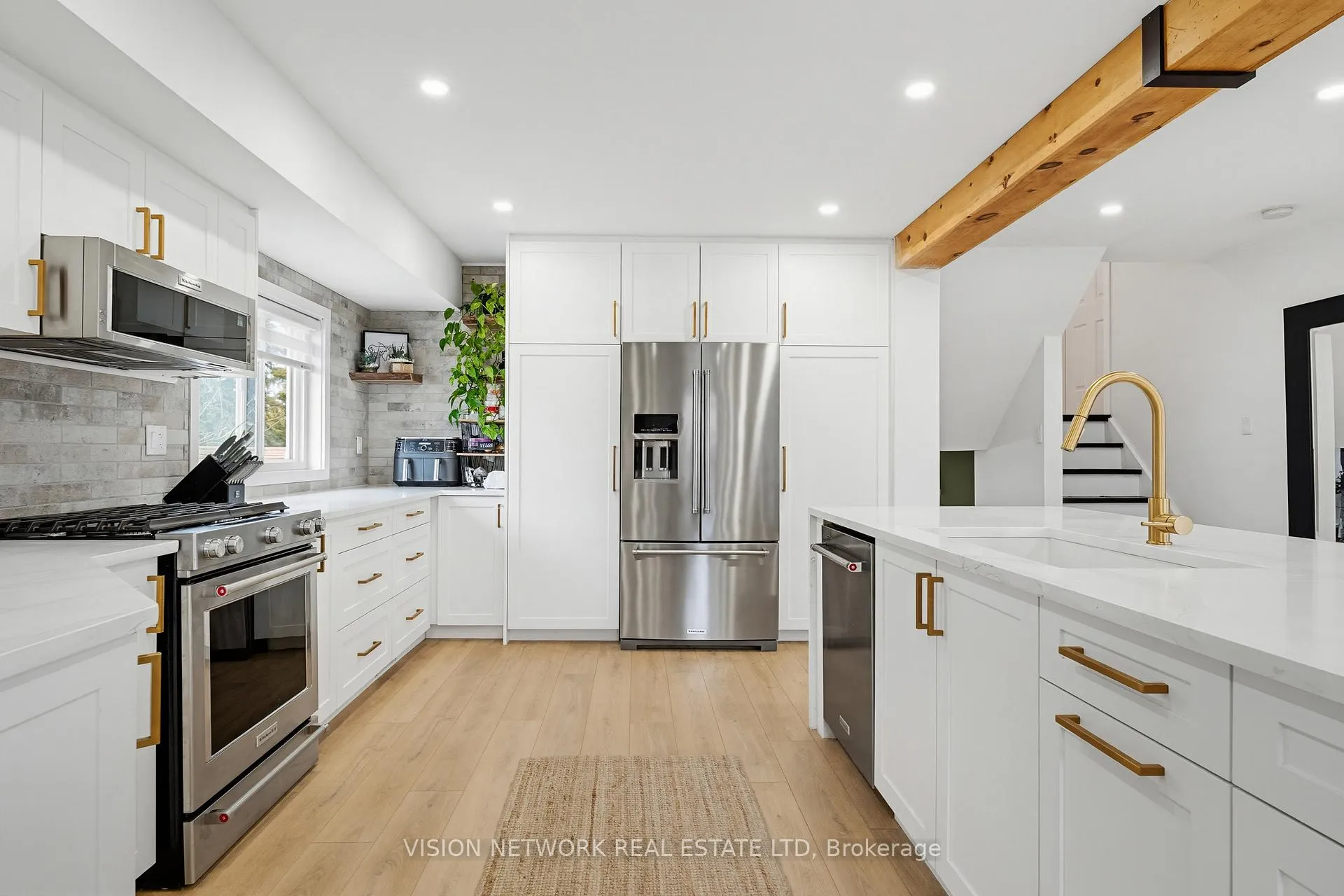 Photo 10 of 266 Chestnut Street, St. Thomas — HOMEH