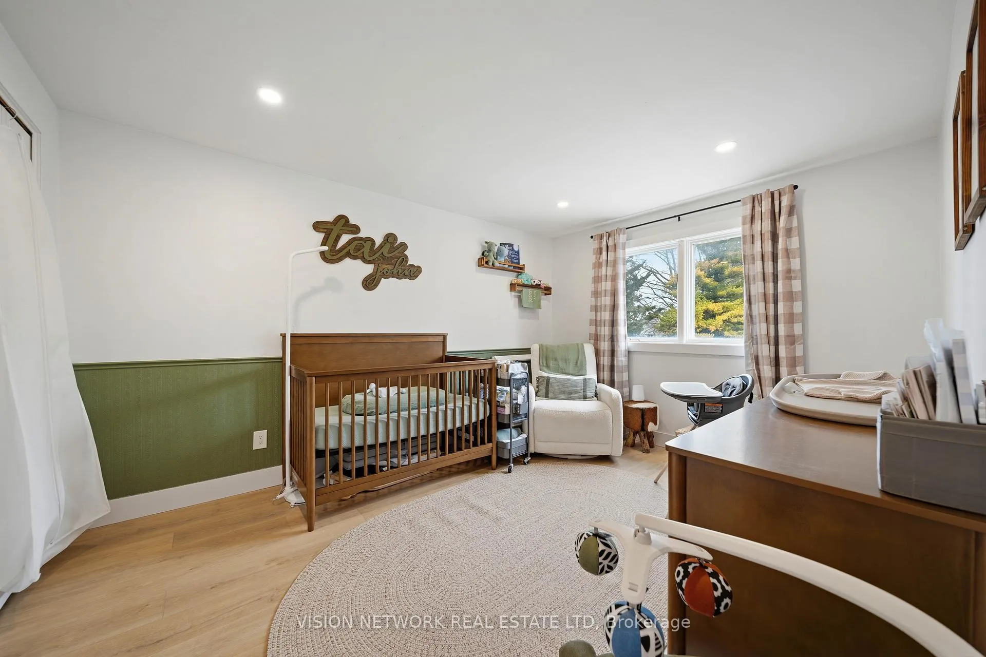 Photo 19 of 266 Chestnut Street, St. Thomas — HOMEH