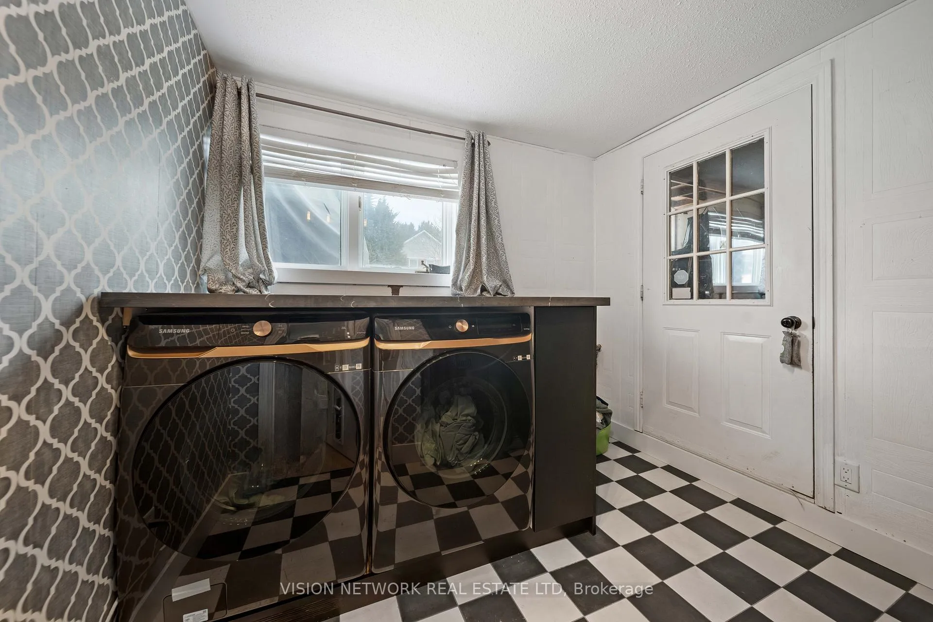 Photo 28 of 266 Chestnut Street, St. Thomas — HOMEH