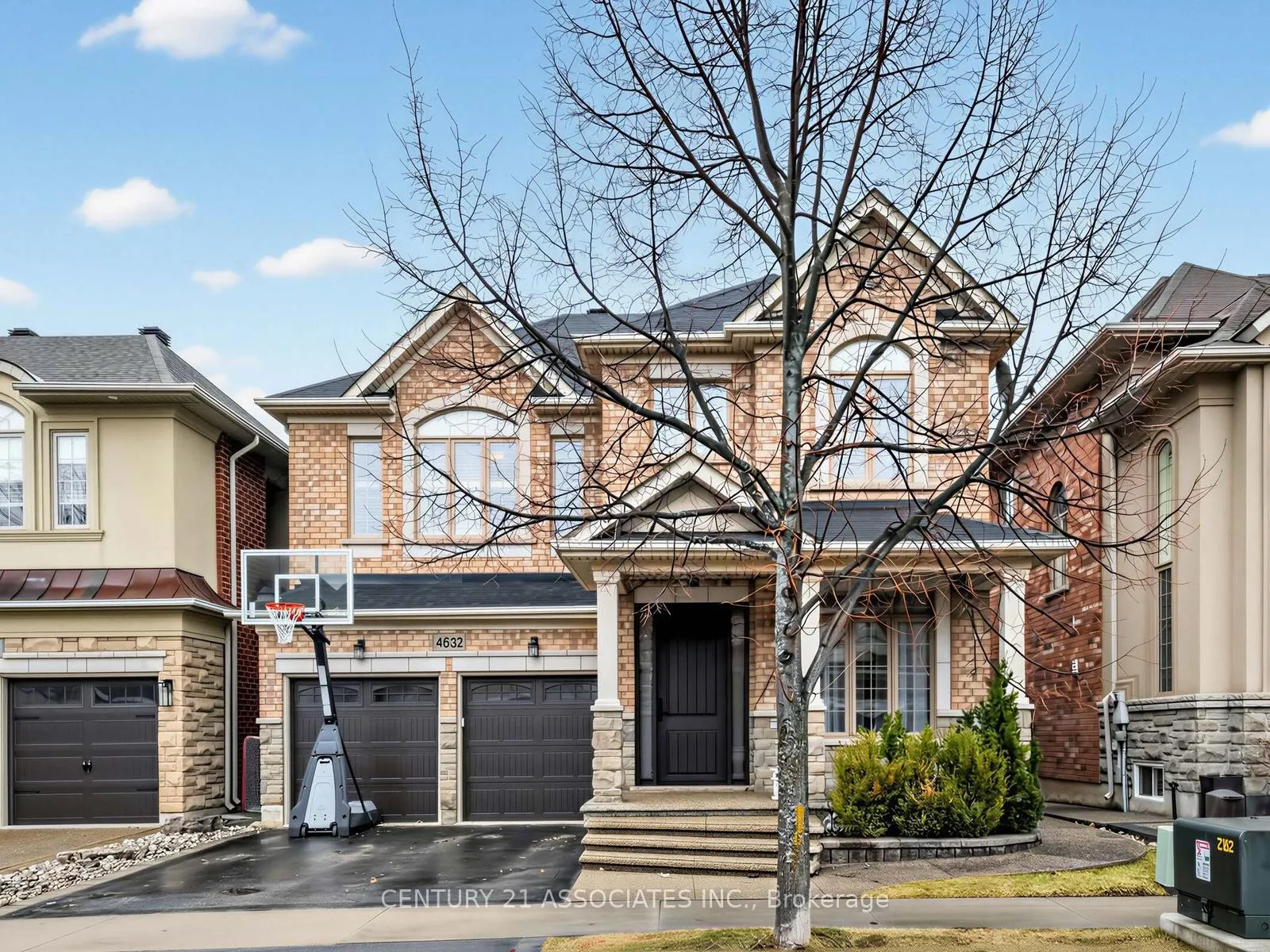Photo 1 of 4632 Drever Road, Burlington, Alton — HOMEH