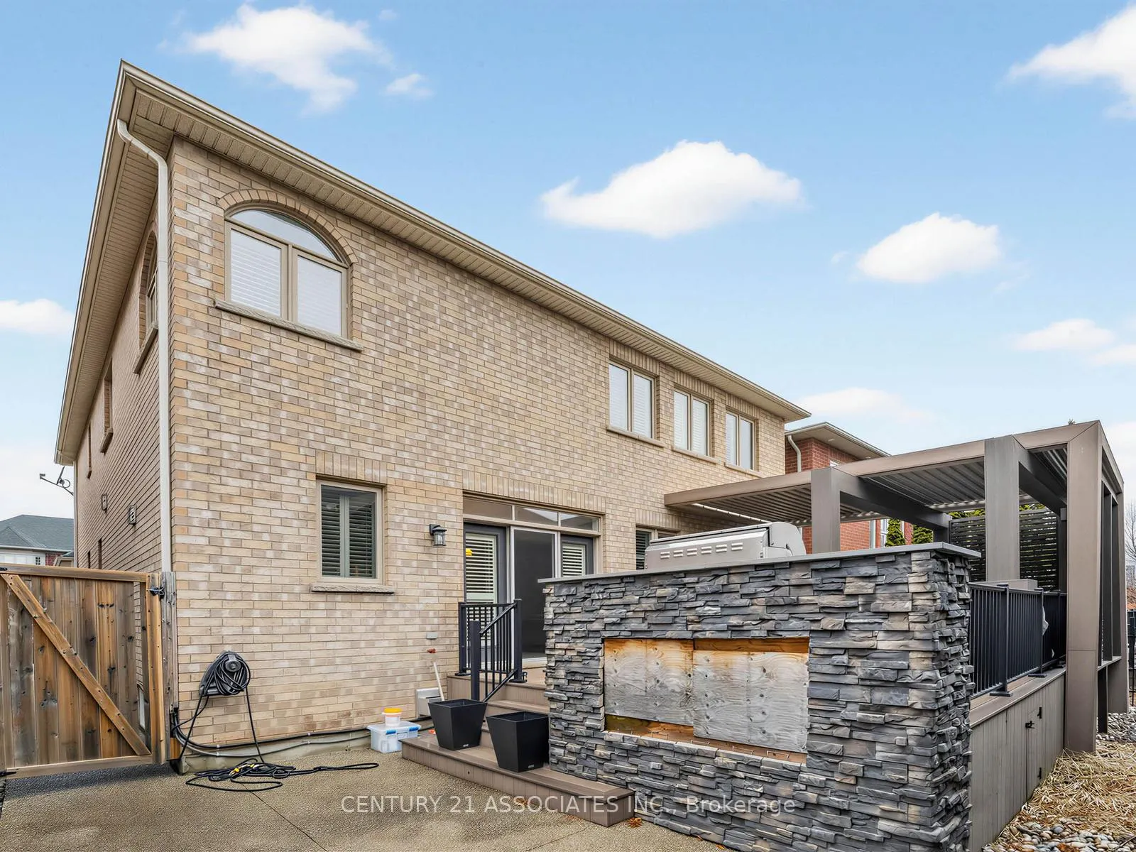 Photo 33 of 4632 Drever Road, Burlington, Alton — HOMEH