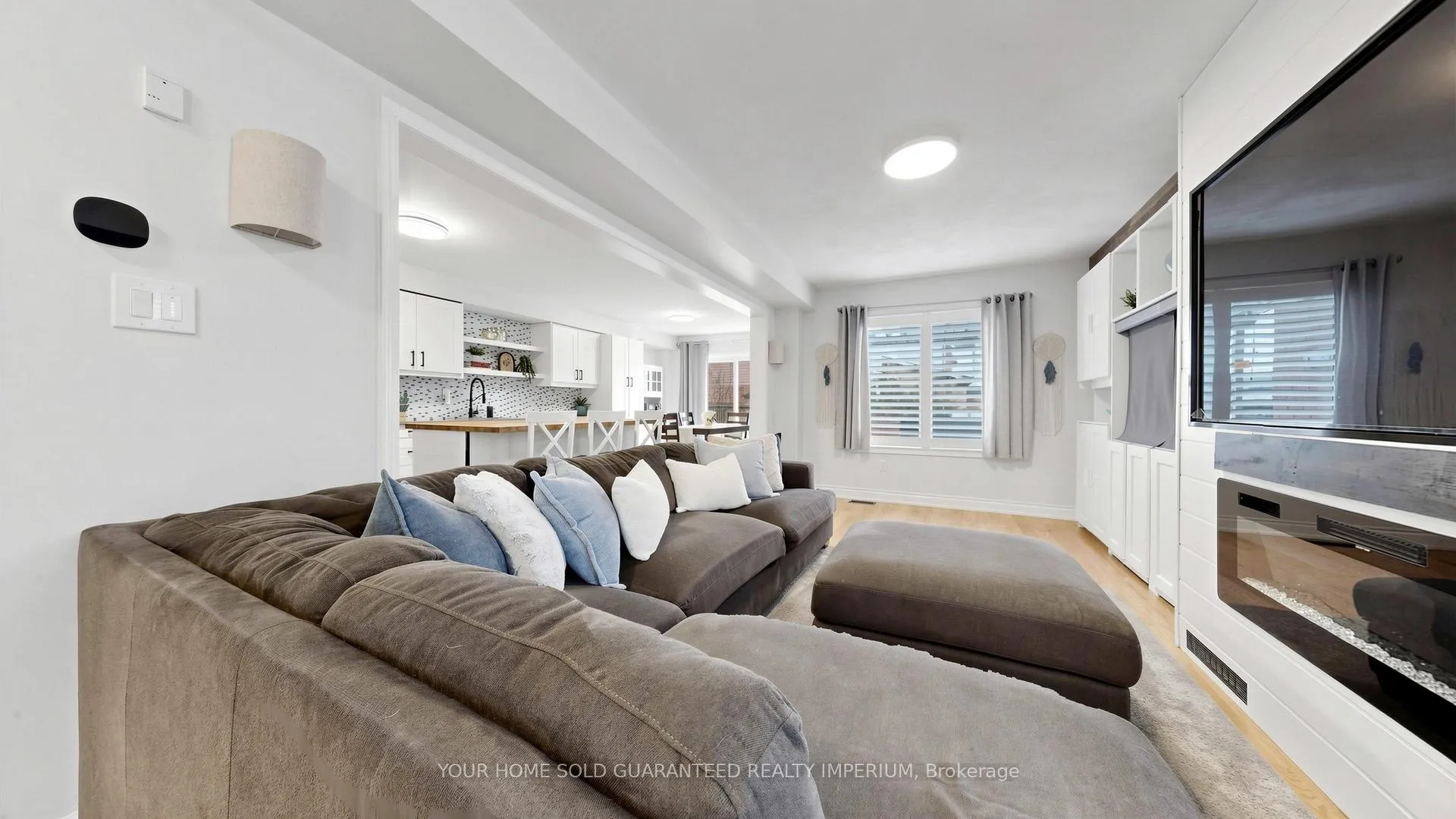 Photo 7 of 100 Madden Place, Clarington, Bowmanville — HOMEH