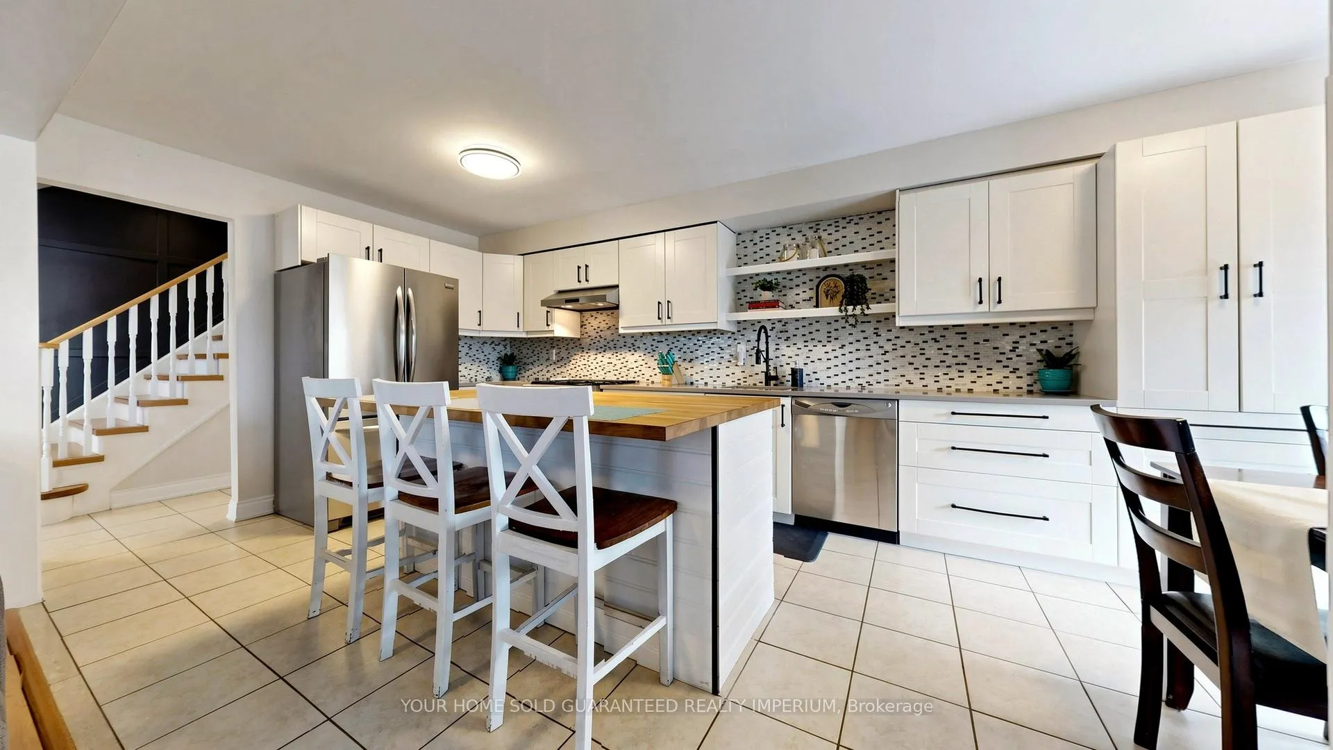 Photo 9 of 100 Madden Place, Clarington, Bowmanville — HOMEH