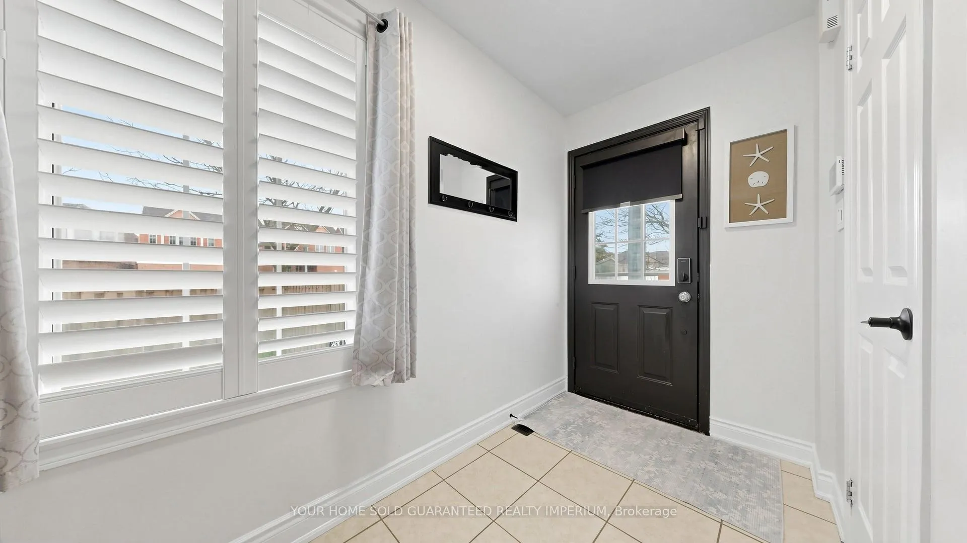 Photo 16 of 100 Madden Place, Clarington, Bowmanville — HOMEH