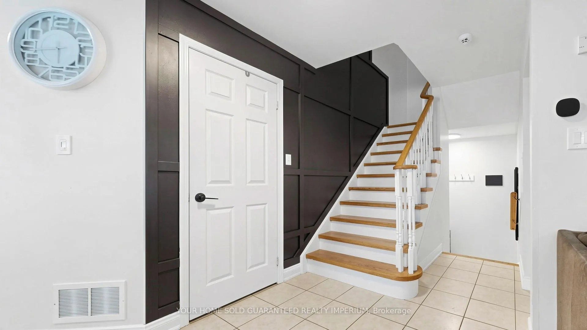 Photo 17 of 100 Madden Place, Clarington, Bowmanville — HOMEH