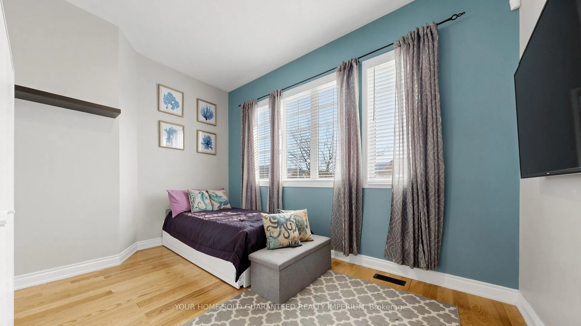 Photo 23 of 100 Madden Place, Clarington, Bowmanville — HOMEH