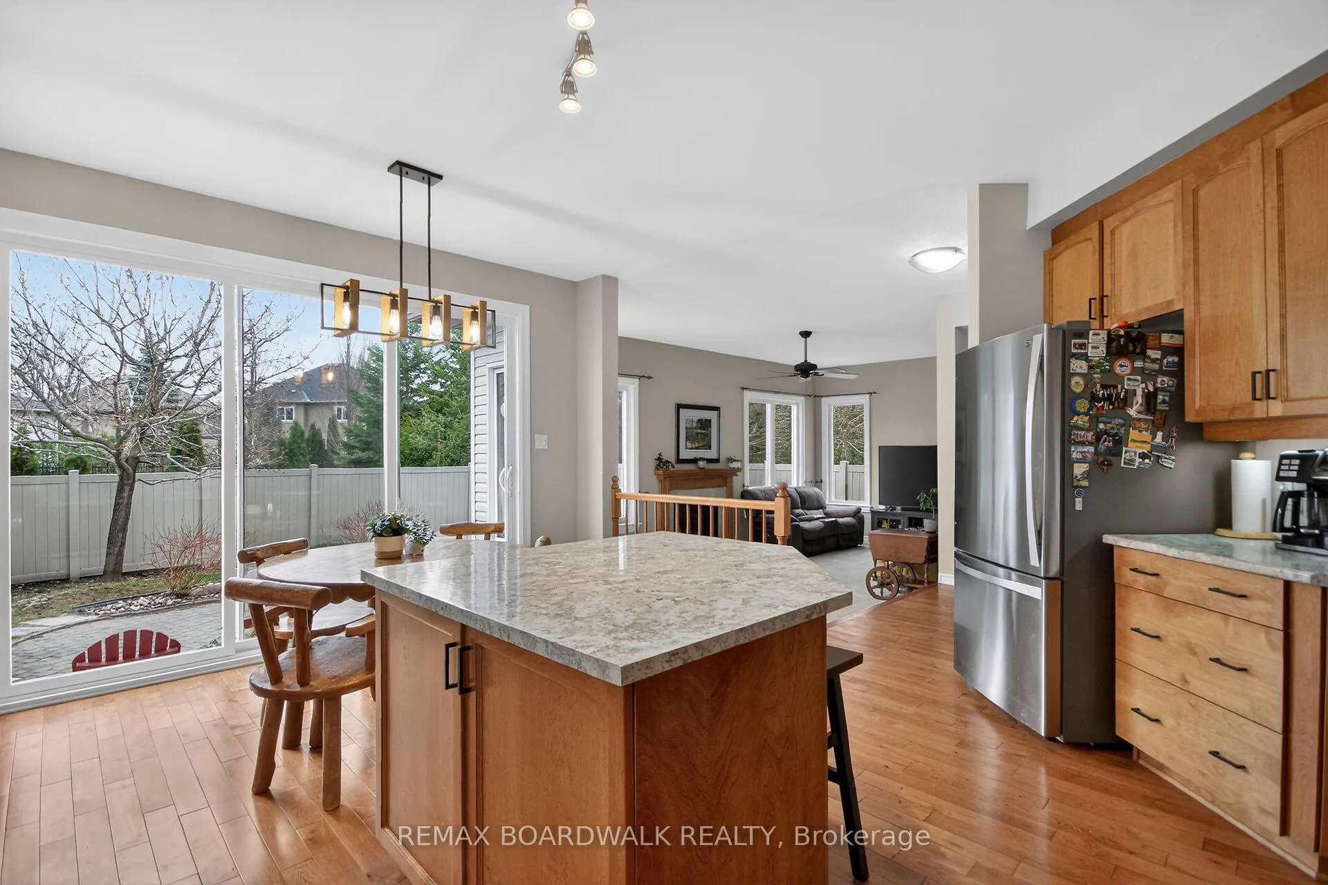 Photo 19 of 141 West Ridge Drive, Ottawa, Stittsville (Central) — HOMEH