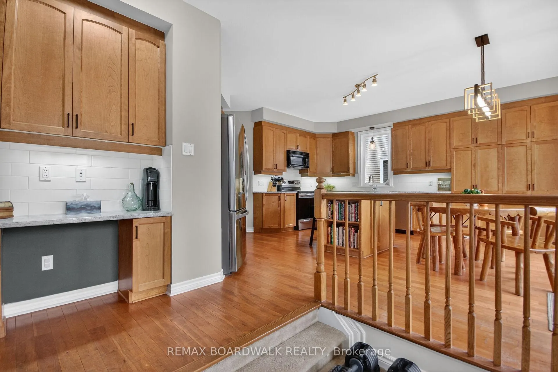 Photo 24 of 141 West Ridge Drive, Ottawa, Stittsville (Central) — HOMEH