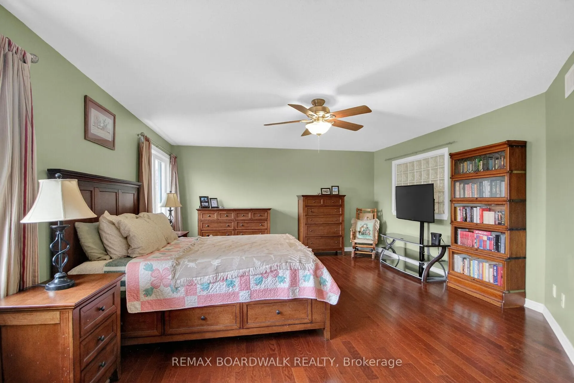 Photo 31 of 141 West Ridge Drive, Ottawa, Stittsville (Central) — HOMEH
