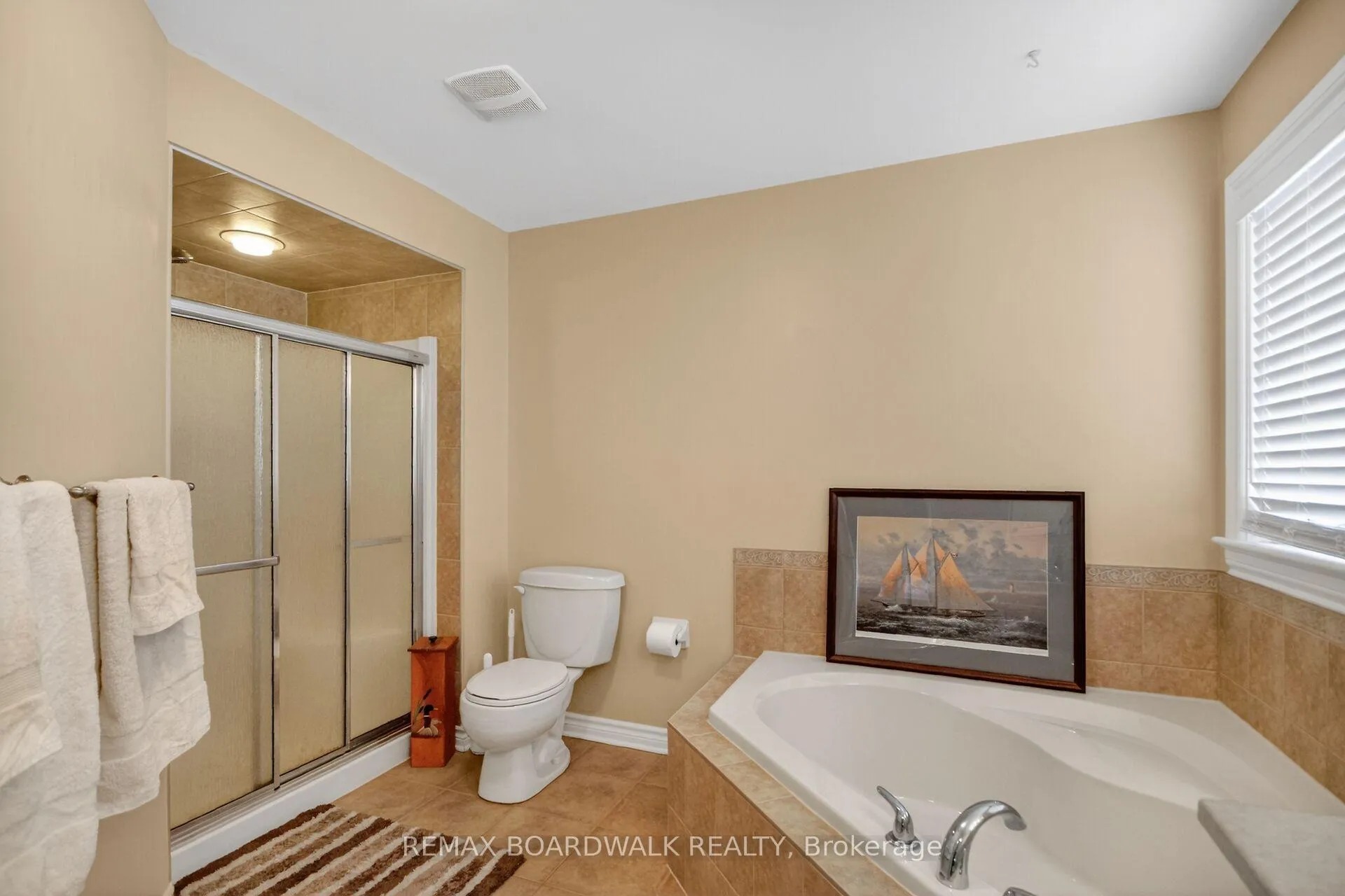 Photo 34 of 141 West Ridge Drive, Ottawa, Stittsville (Central) — HOMEH