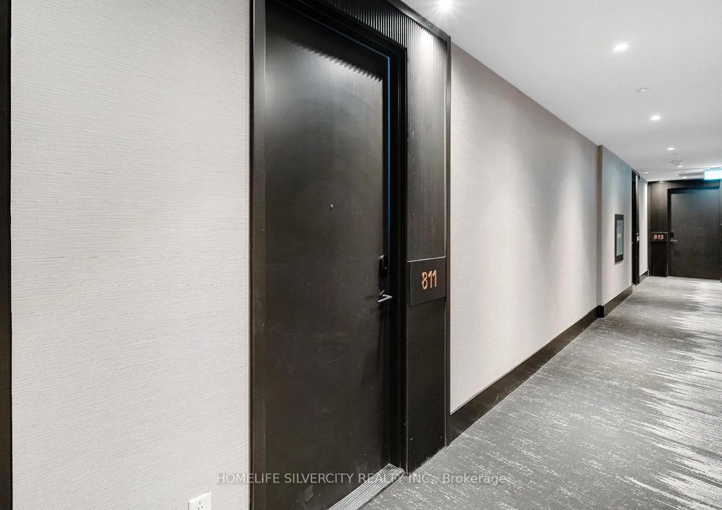 Photo 8 of Unit 811, 2450 Old Bronte Road, Oakville, Westmount — HOMEH