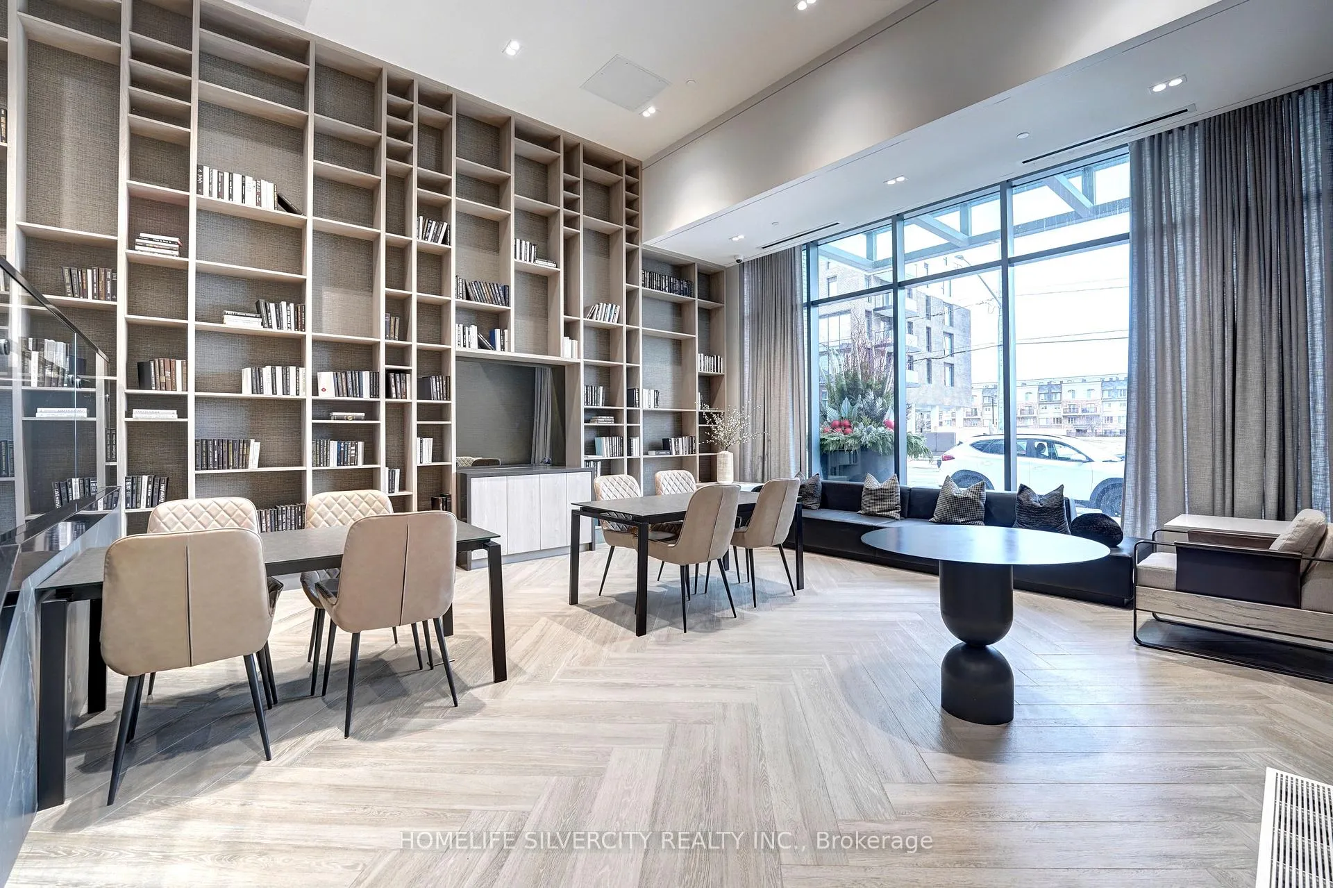 Photo 14 of Unit 811, 2450 Old Bronte Road, Oakville, Westmount — HOMEH