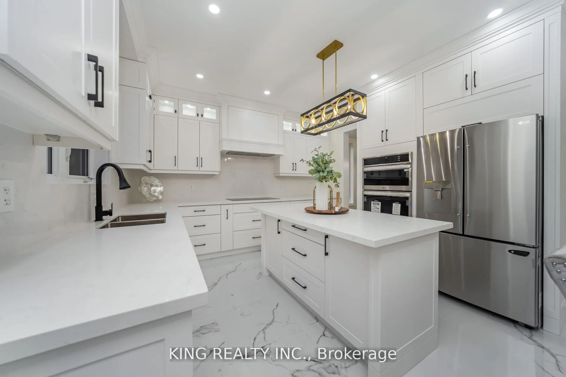 Photo 15 of 52 Haverstock Crescent, Brampton, Northwest Brampton — HOMEH