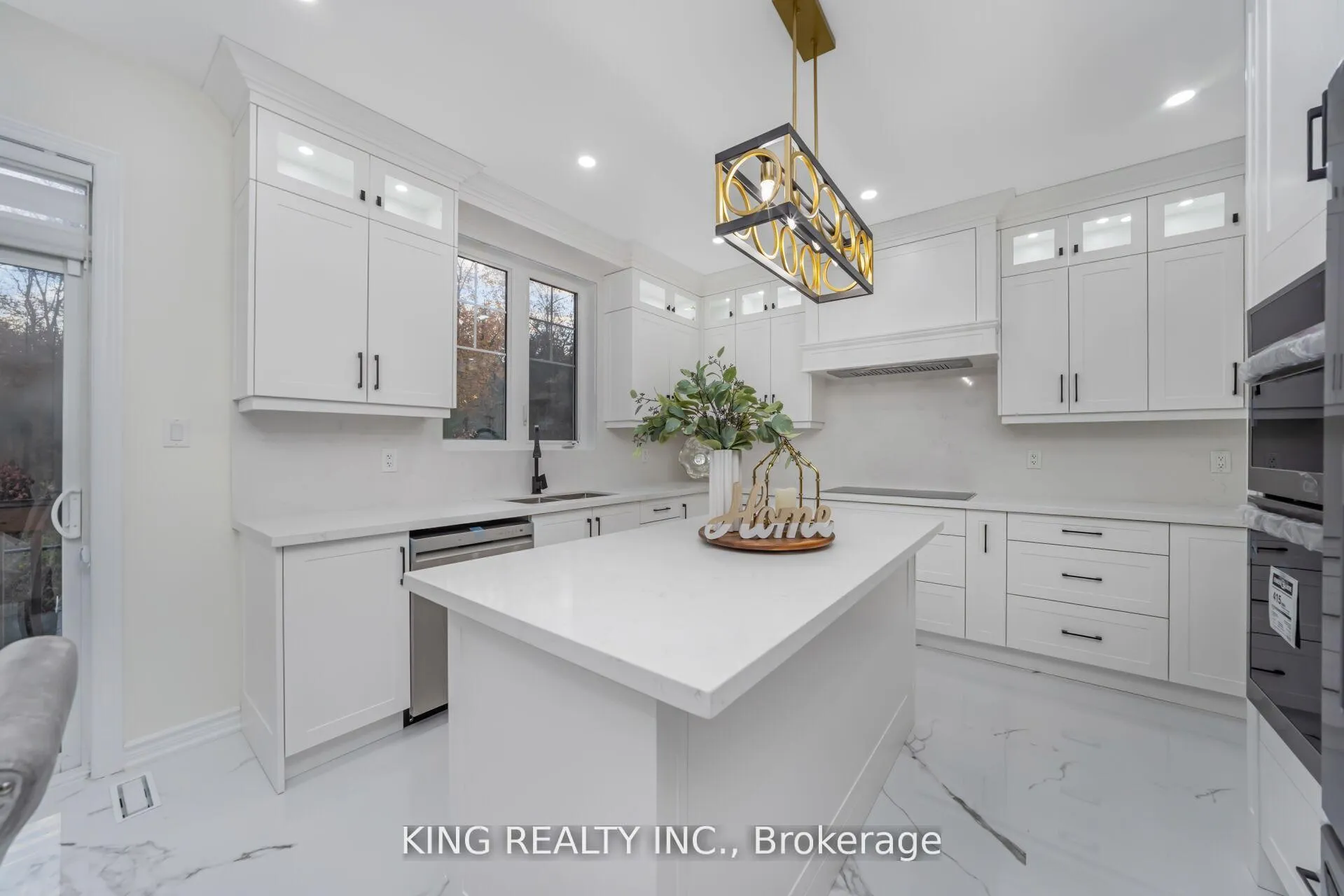 Photo 16 of 52 Haverstock Crescent, Brampton, Northwest Brampton — HOMEH