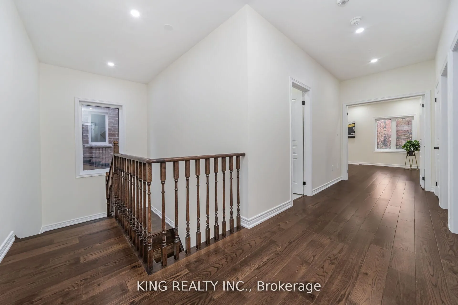Photo 20 of 52 Haverstock Crescent, Brampton, Northwest Brampton — HOMEH