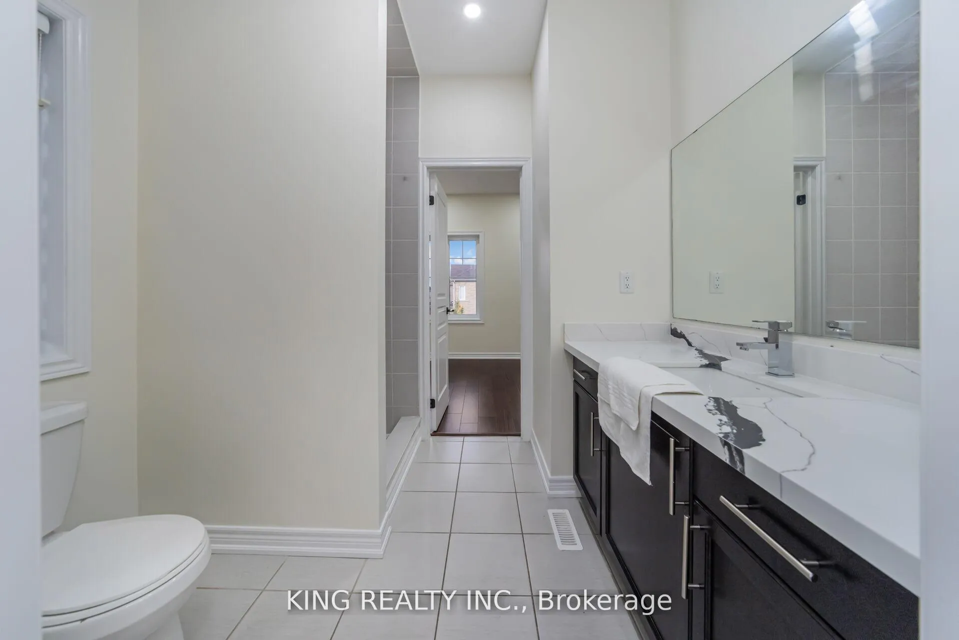Photo 29 of 52 Haverstock Crescent, Brampton, Northwest Brampton — HOMEH