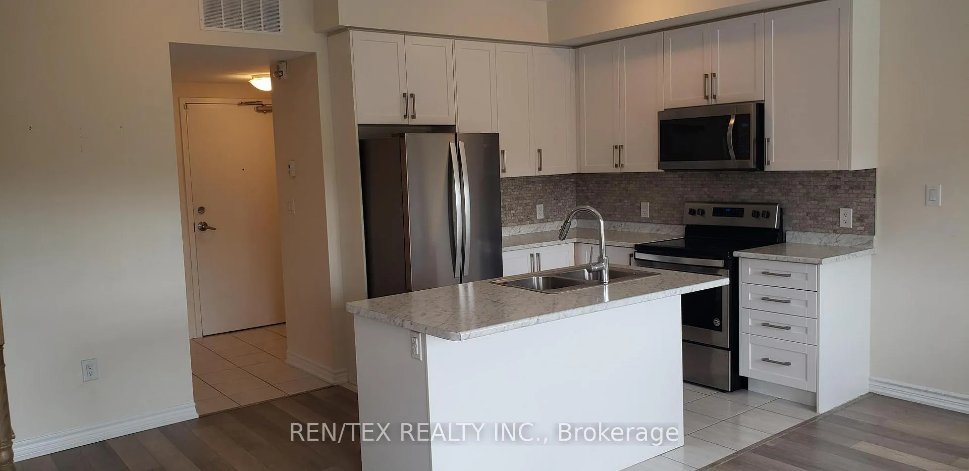 Photo 4 of Unit 211, 3865 Major Mackenzie Drive W, Vaughan, Vellore Village — HOMEH