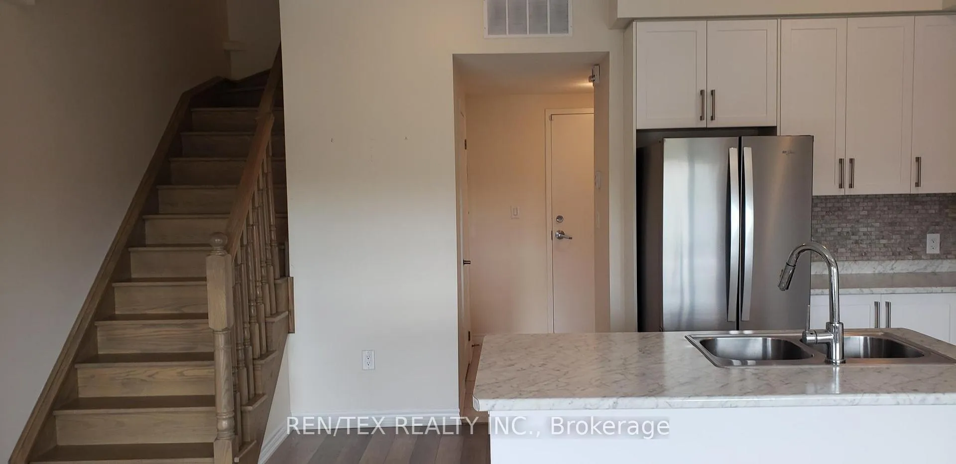Photo 6 of Unit 211, 3865 Major Mackenzie Drive W, Vaughan, Vellore Village — HOMEH