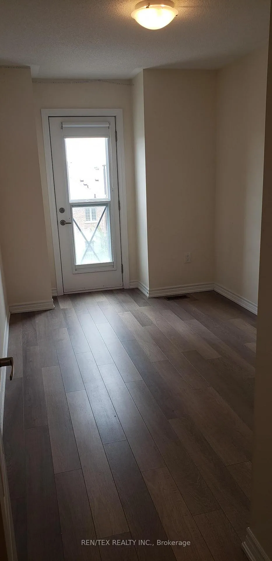 Photo 9 of Unit 211, 3865 Major Mackenzie Drive W, Vaughan, Vellore Village — HOMEH