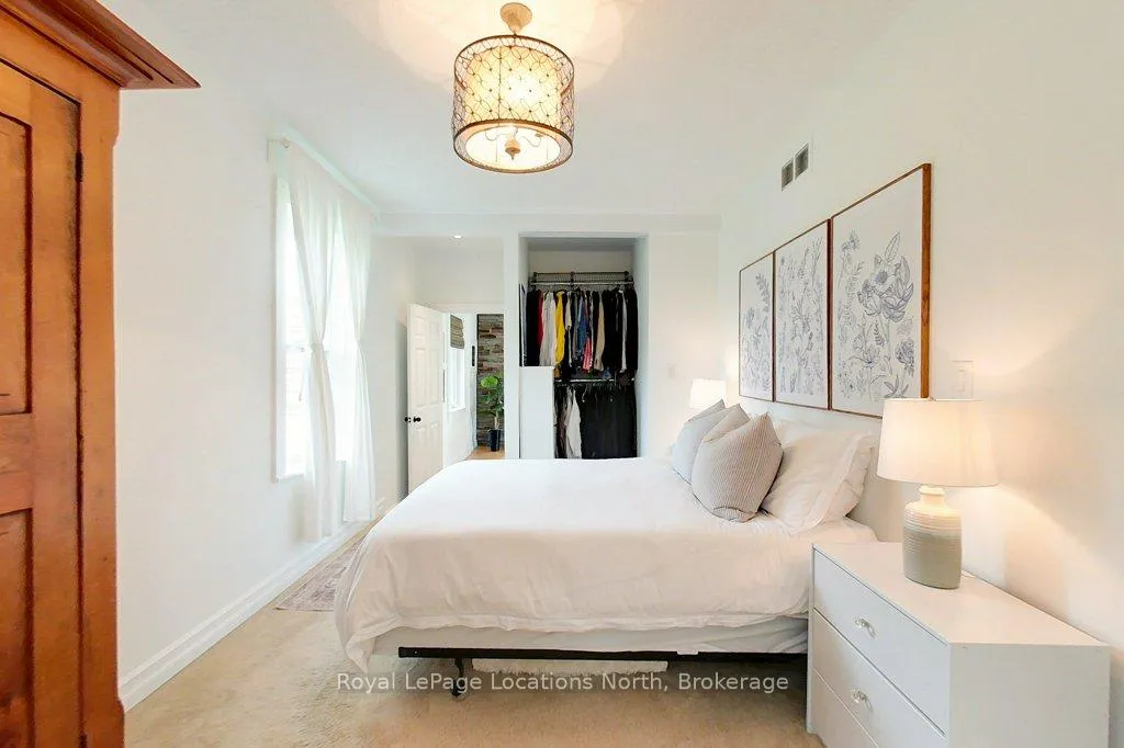 Photo 13 of 111 Marsh Street, Blue Mountains — HOMEH