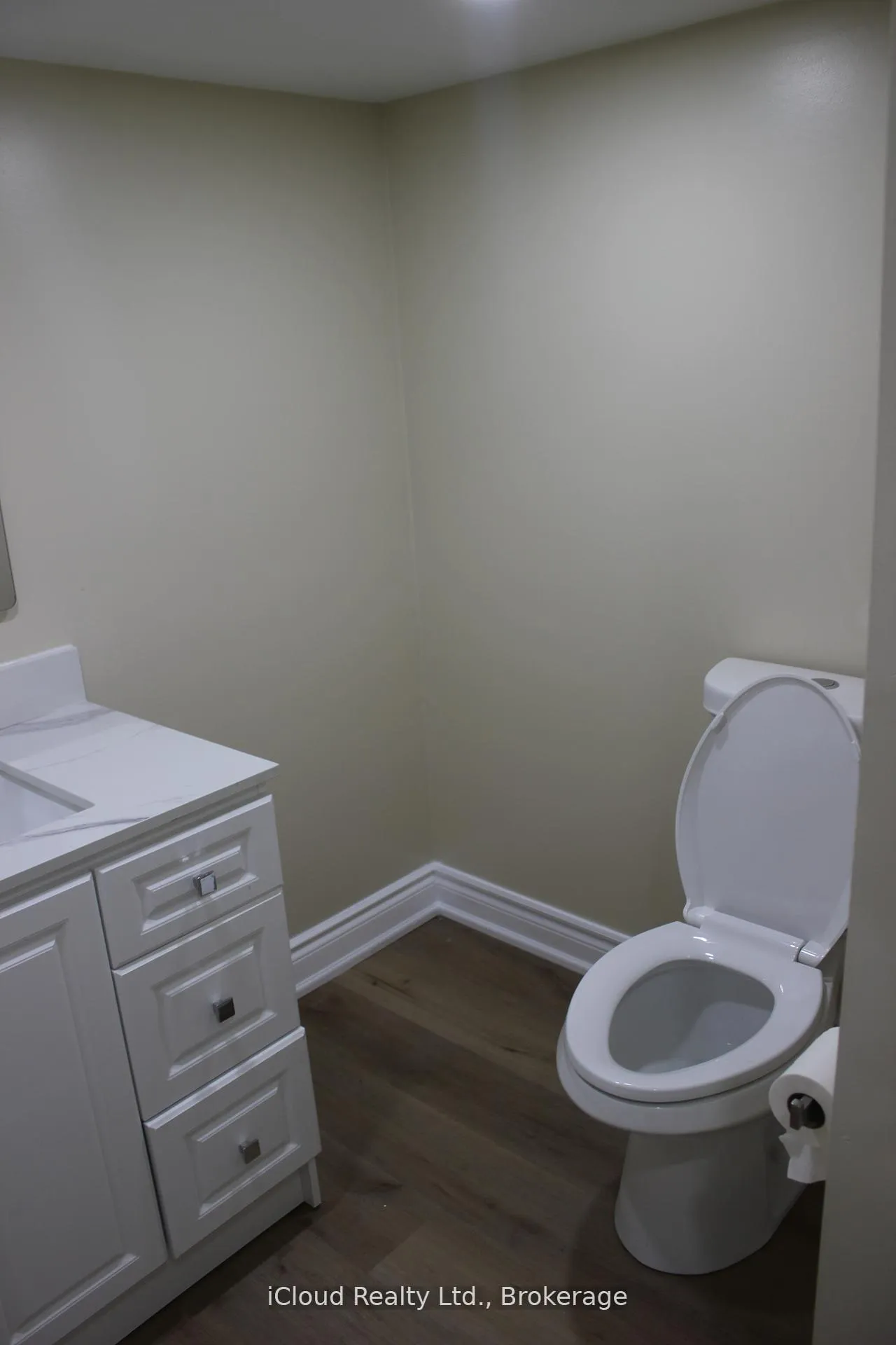 Photo 8 of 116 Skegby Road, Brampton, Brampton North — HOMEH