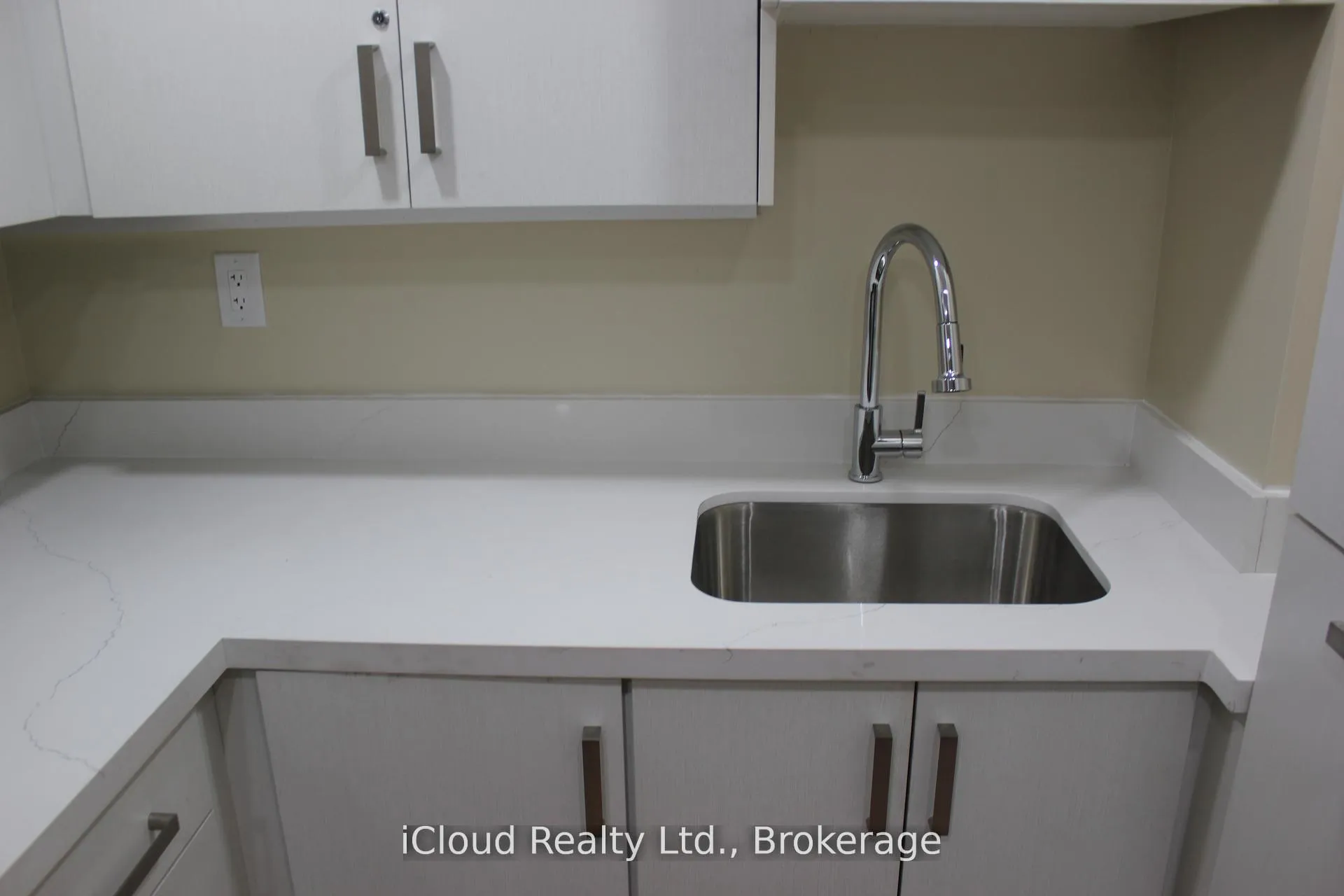 Photo 9 of 116 Skegby Road, Brampton, Brampton North — HOMEH