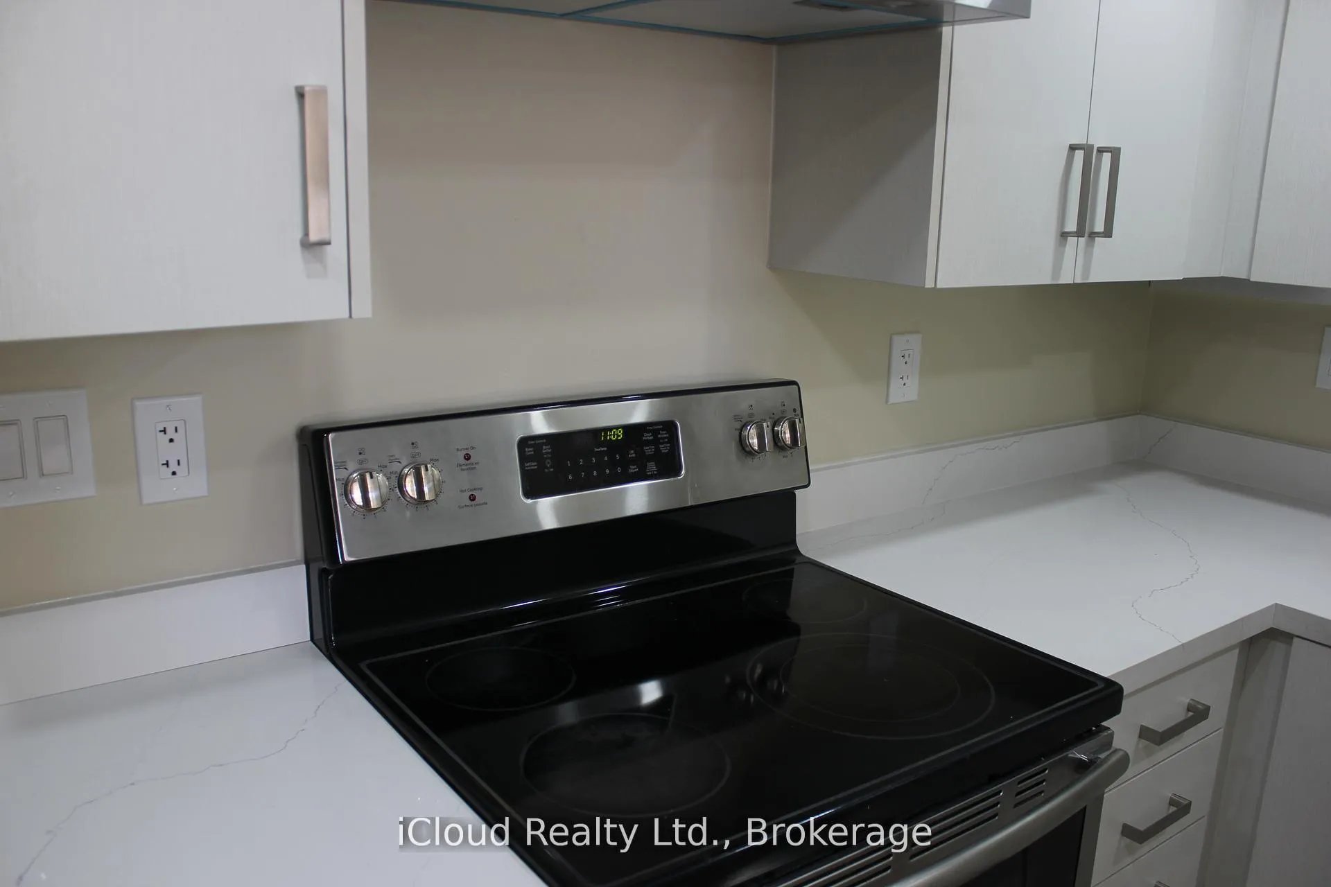 Photo 13 of 116 Skegby Road, Brampton, Brampton North — HOMEH