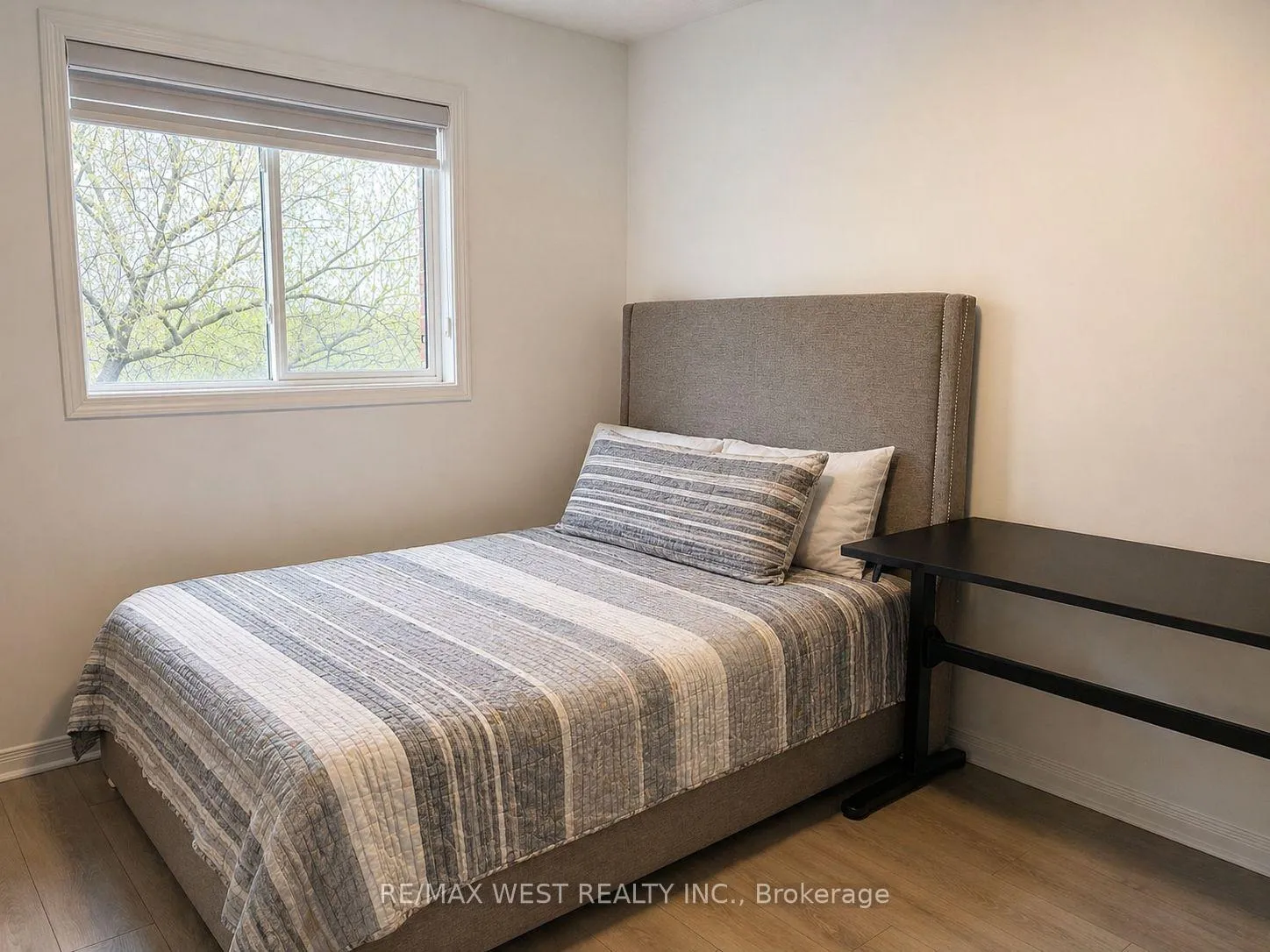 Photo 9 of 49 Mare Crescent, Etobicoke, West Humber-Clairville — HOMEH