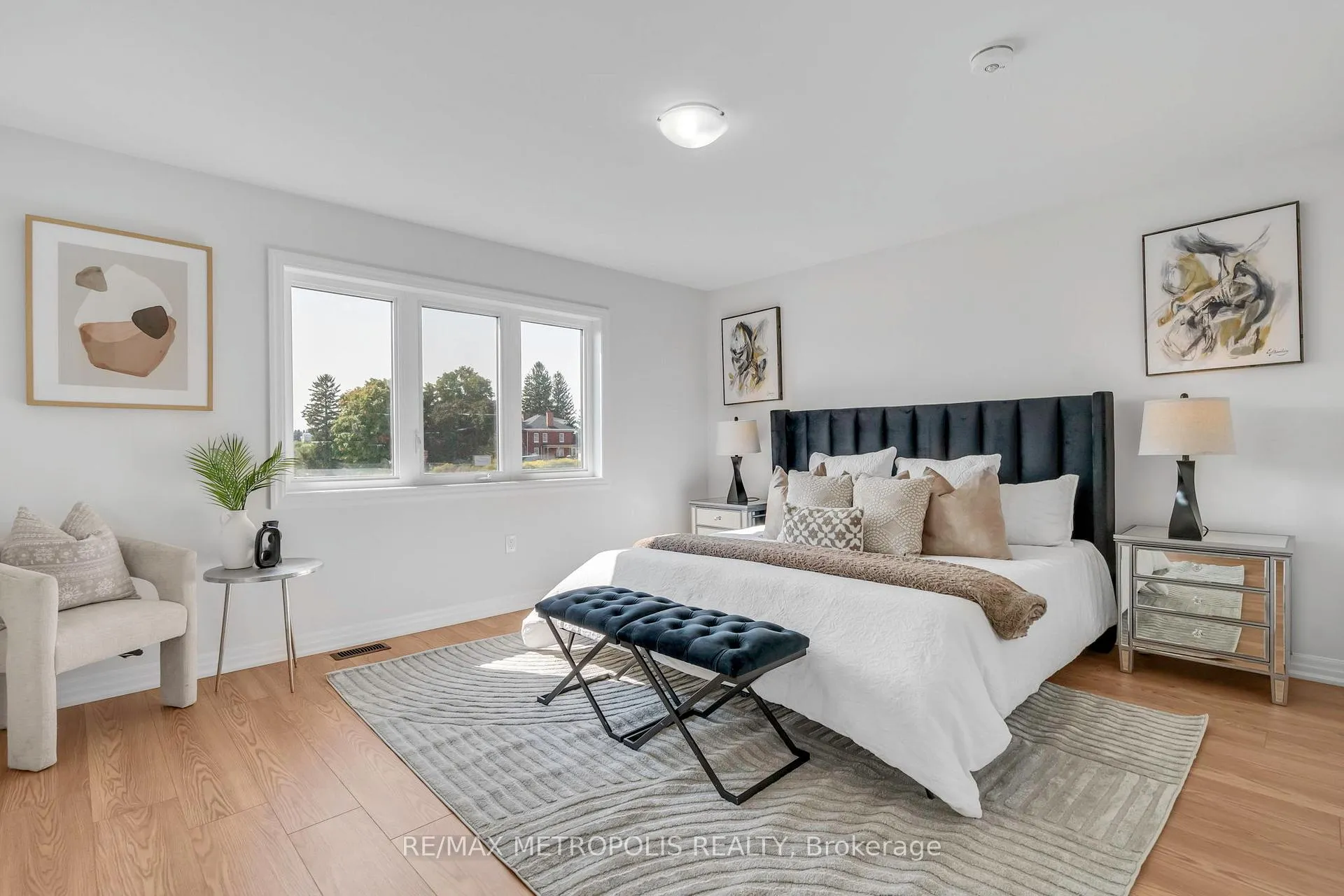 Photo 22 of 58 Belmont Drive, Clarington, Newcastle — HOMEH