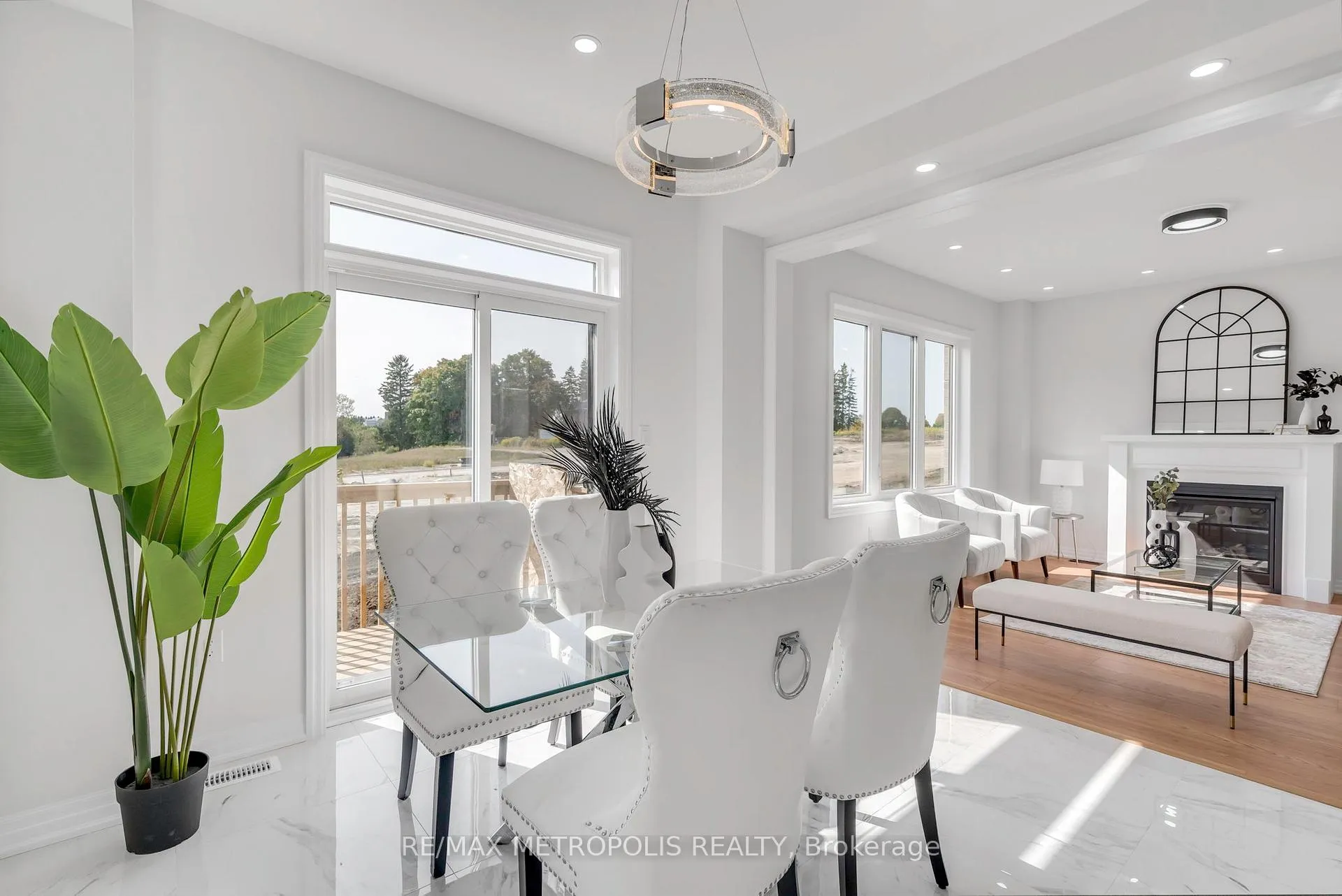 Photo 38 of 58 Belmont Drive, Clarington, Newcastle — HOMEH