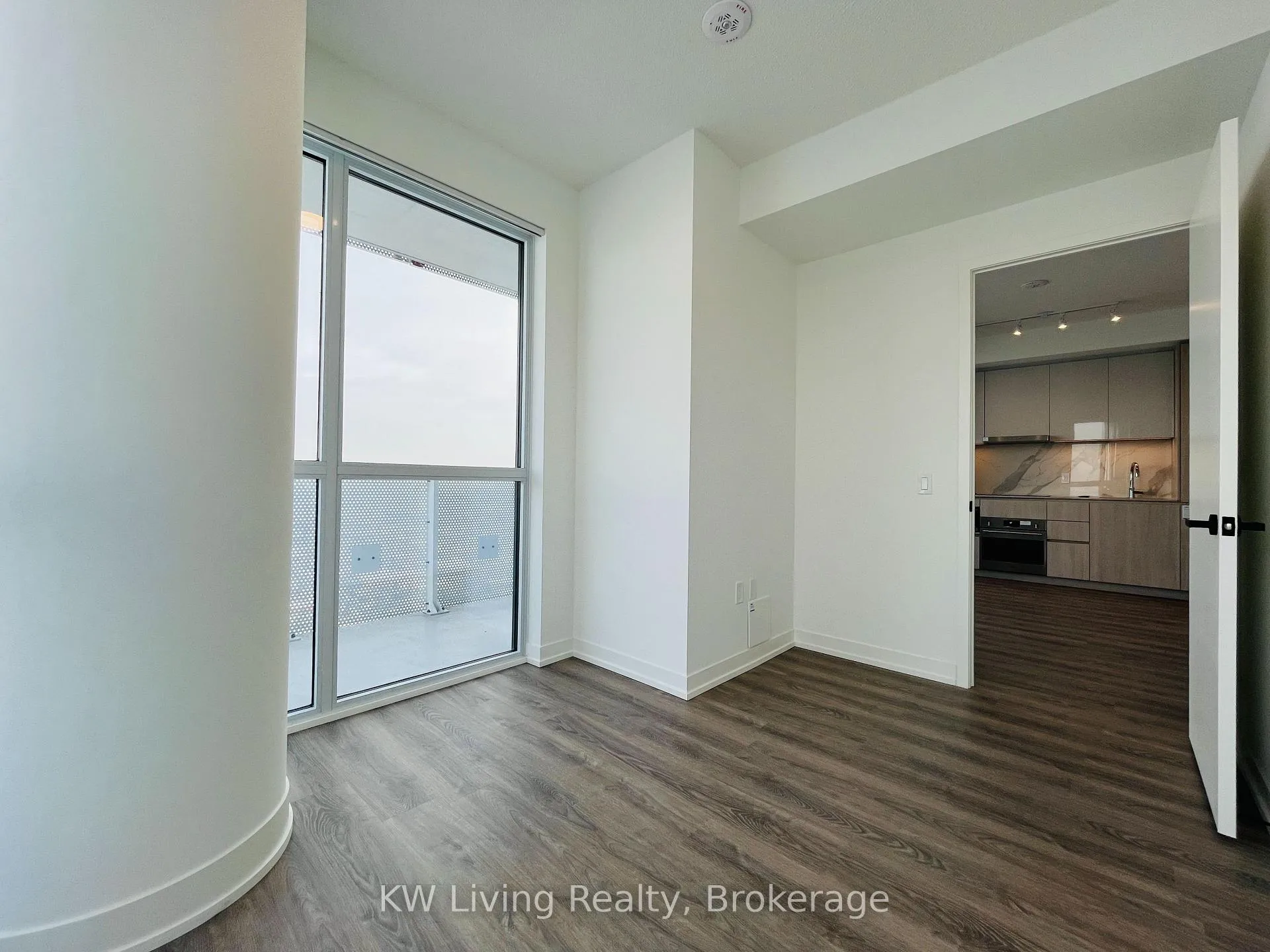 Photo 10 of Unit 5306, 8 Interchange Way, Vaughan, Vaughan Corporate Centre — HOMEH