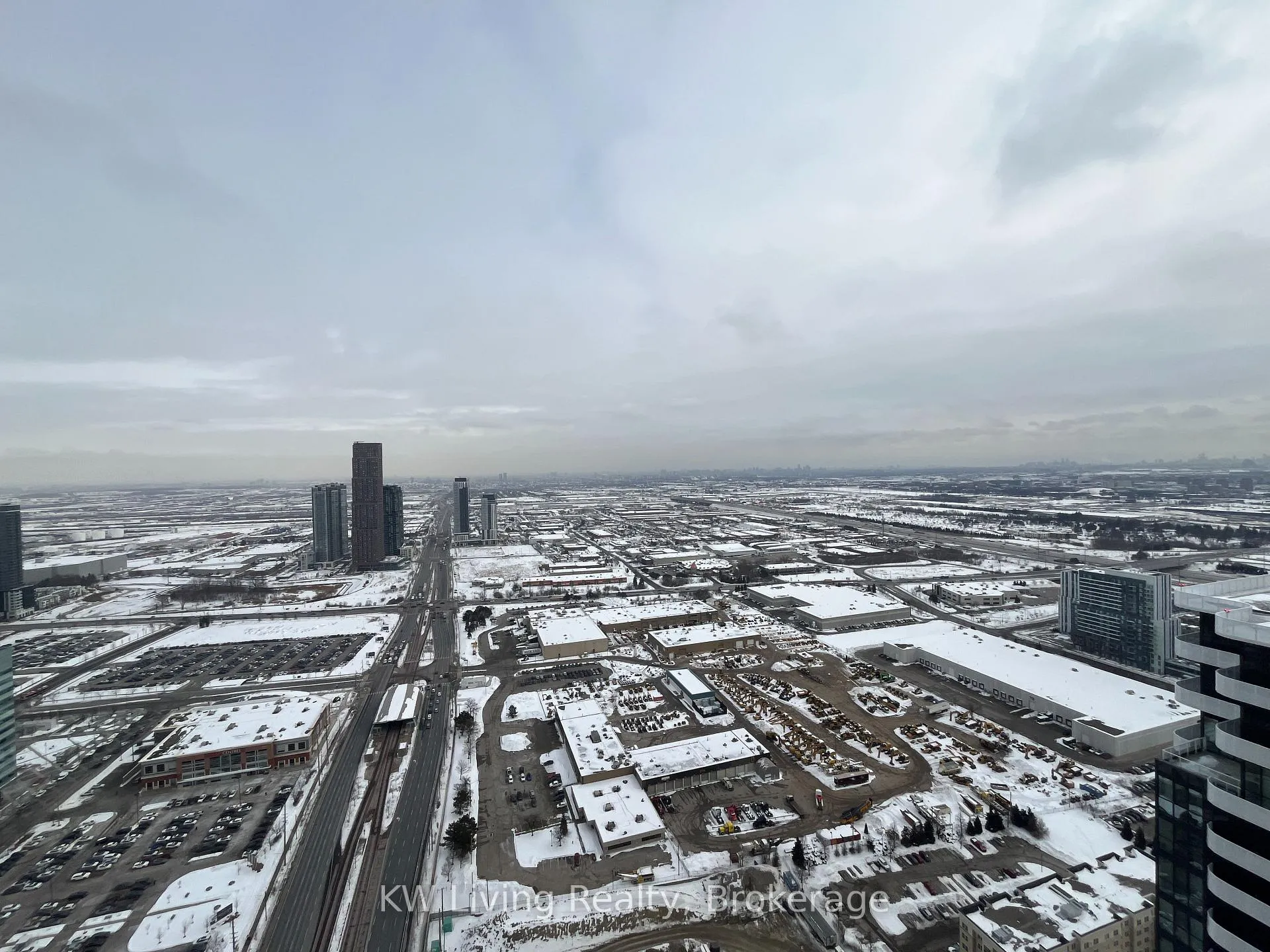 Photo 14 of Unit 5306, 8 Interchange Way, Vaughan, Vaughan Corporate Centre — HOMEH