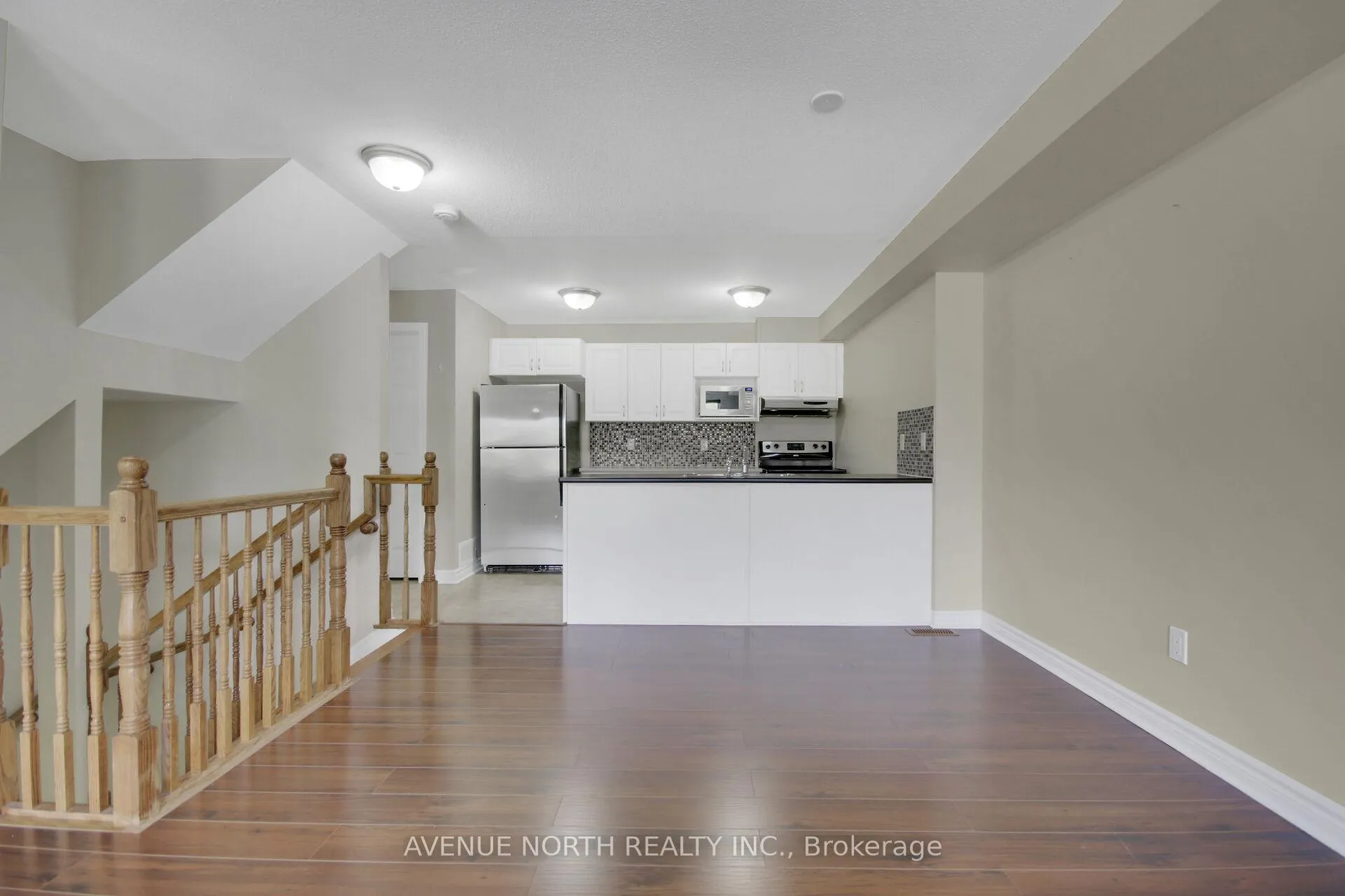 Photo 4 of Unit A, 772 Chapman Mills Drive, Ottawa, Barrhaven - Strandherd — HOMEH