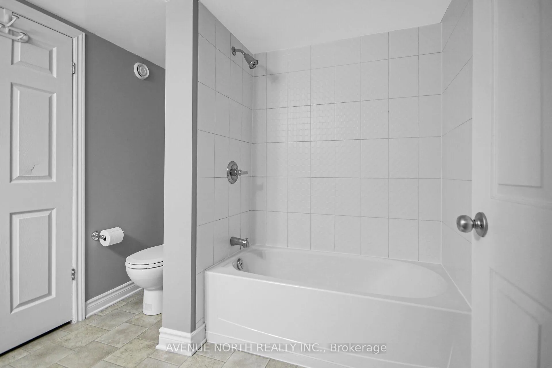 Photo 28 of Unit A, 772 Chapman Mills Drive, Ottawa, Barrhaven - Strandherd — HOMEH