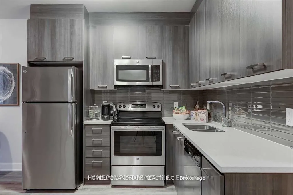 Photo 2 of Unit 707, 150 Main Street W, Hamilton, Central — HOMEH