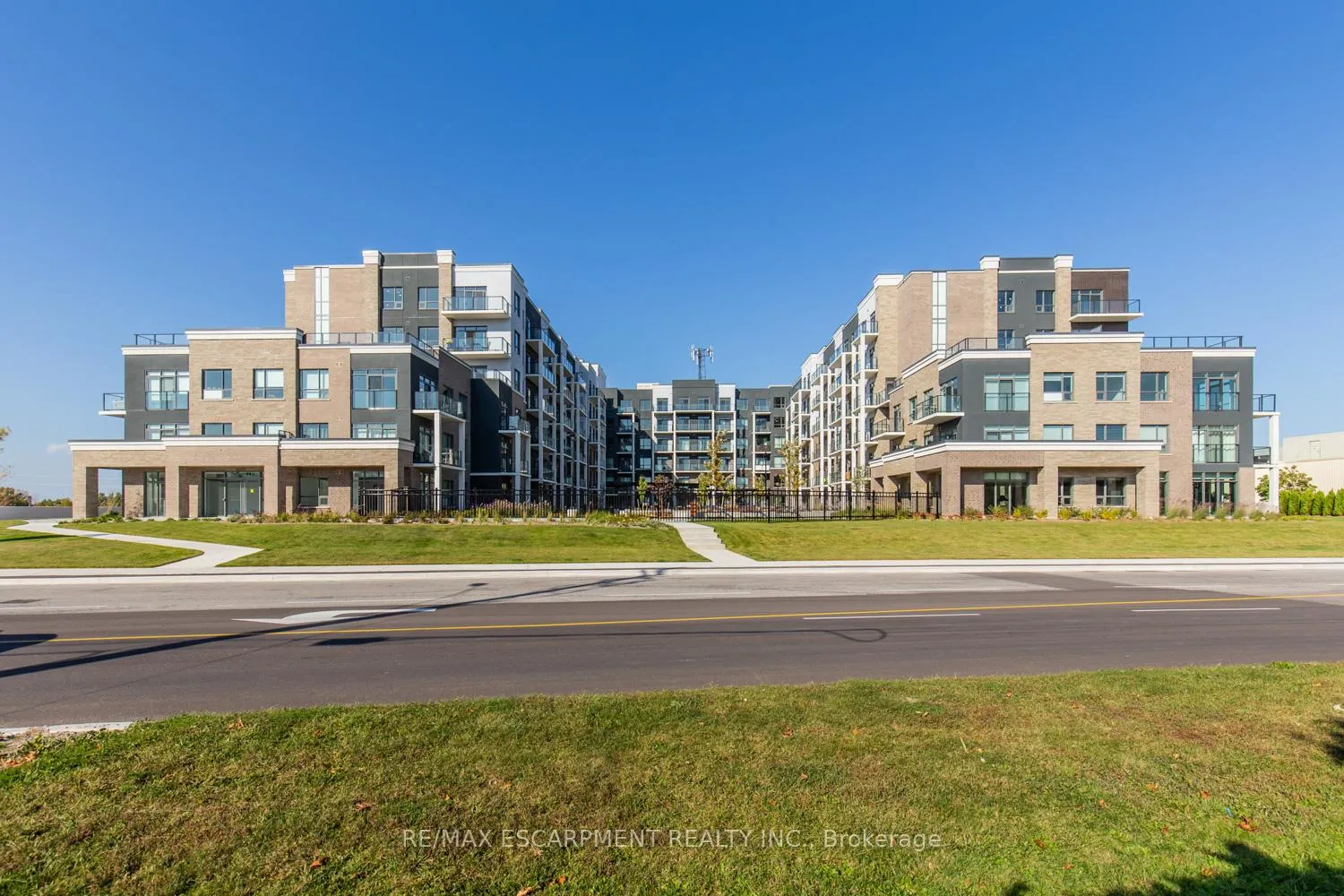 Front of Unit 611, 5055 Greenlane Road