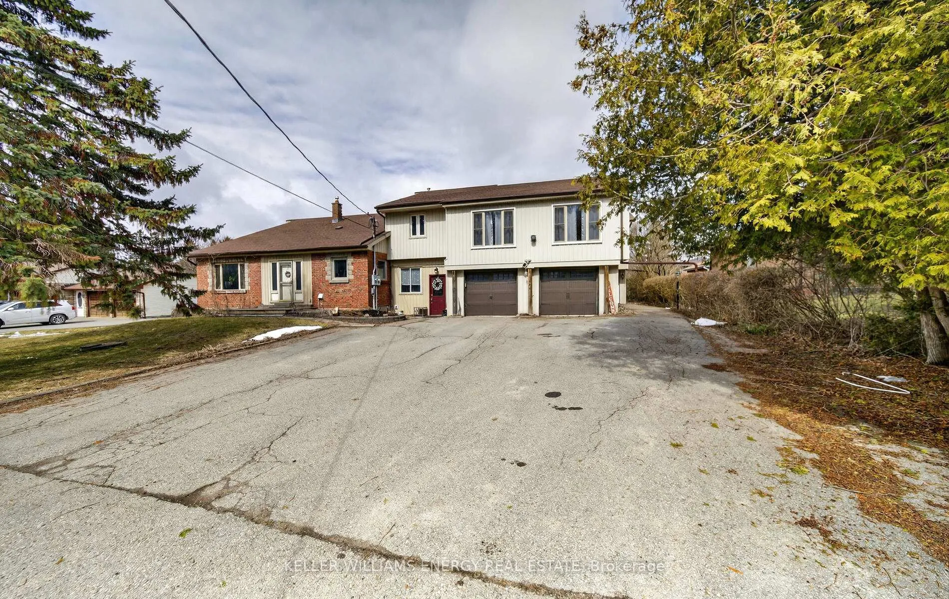 Photo 3 of 1704 Nash Road, Clarington, Courtice — HOMEH