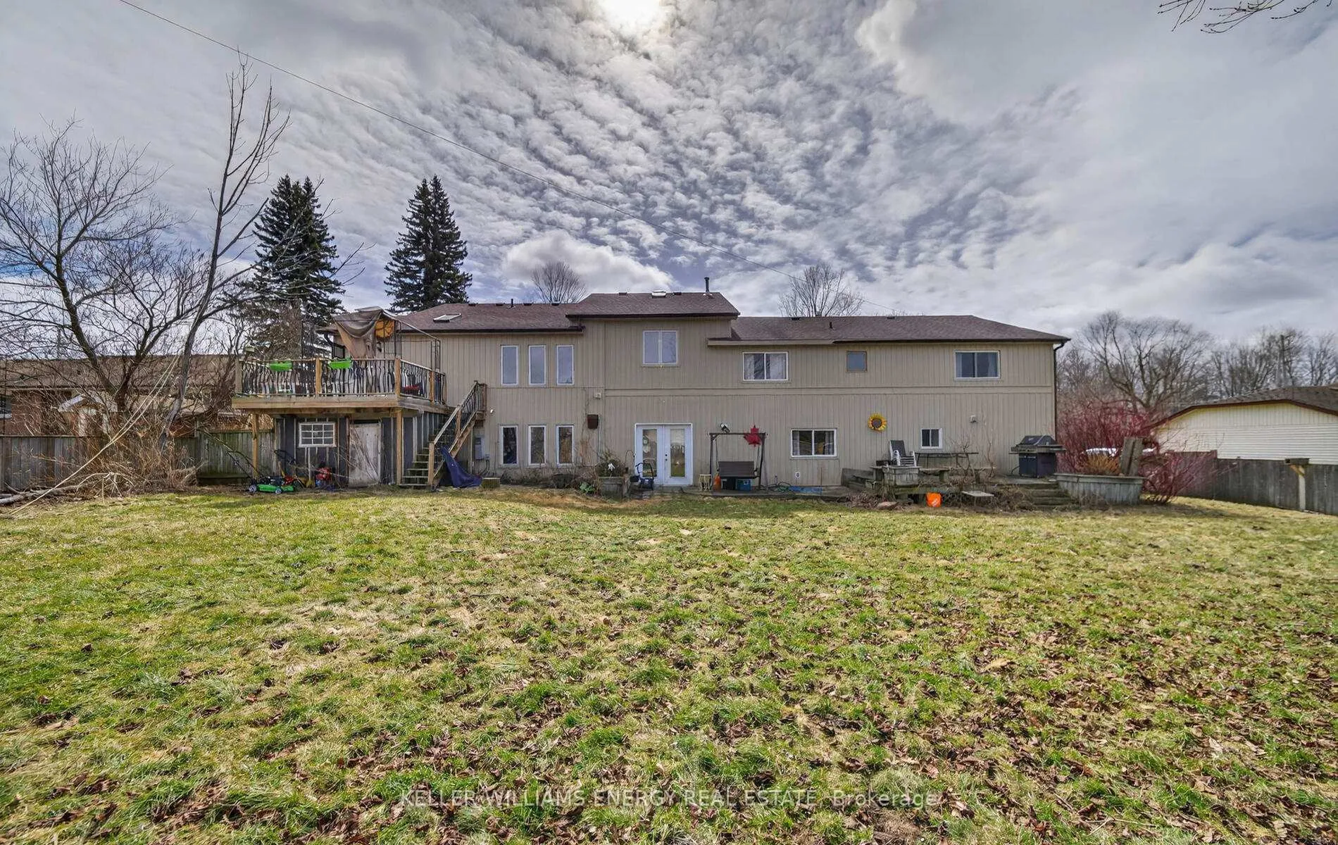 Photo 5 of 1704 Nash Road, Clarington, Courtice — HOMEH