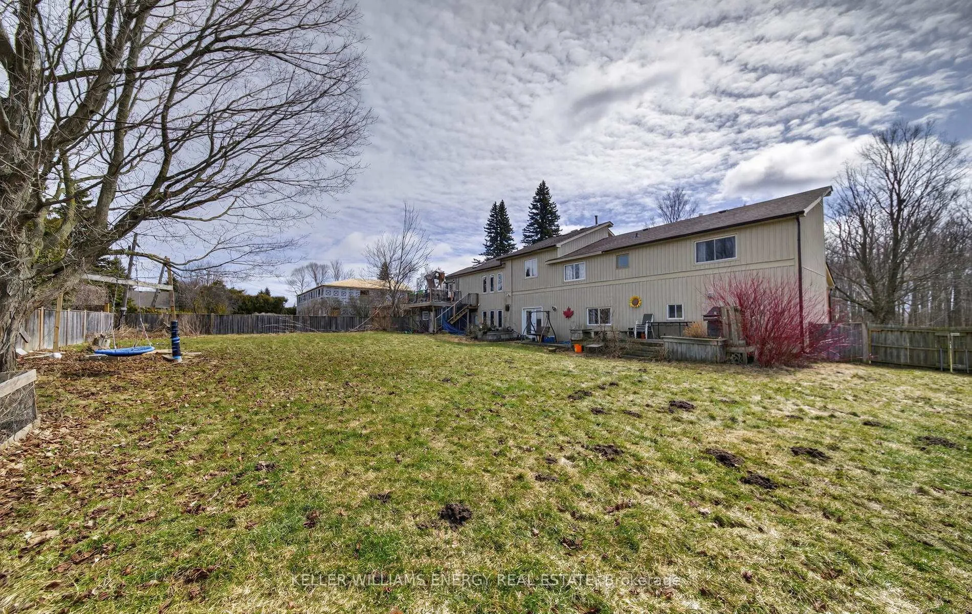Photo 6 of 1704 Nash Road, Clarington, Courtice — HOMEH
