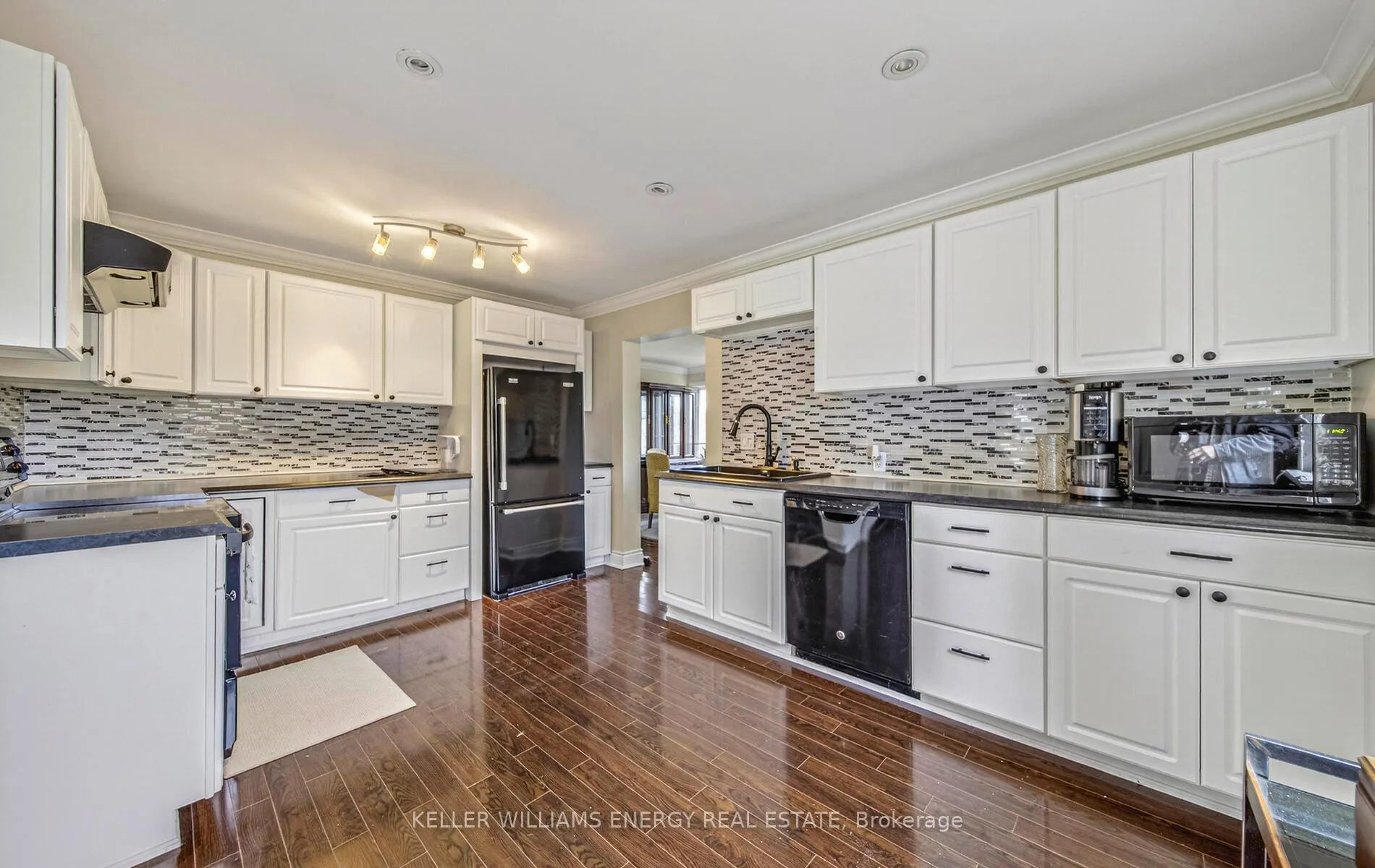 Photo 16 of 1704 Nash Road, Clarington, Courtice — HOMEH