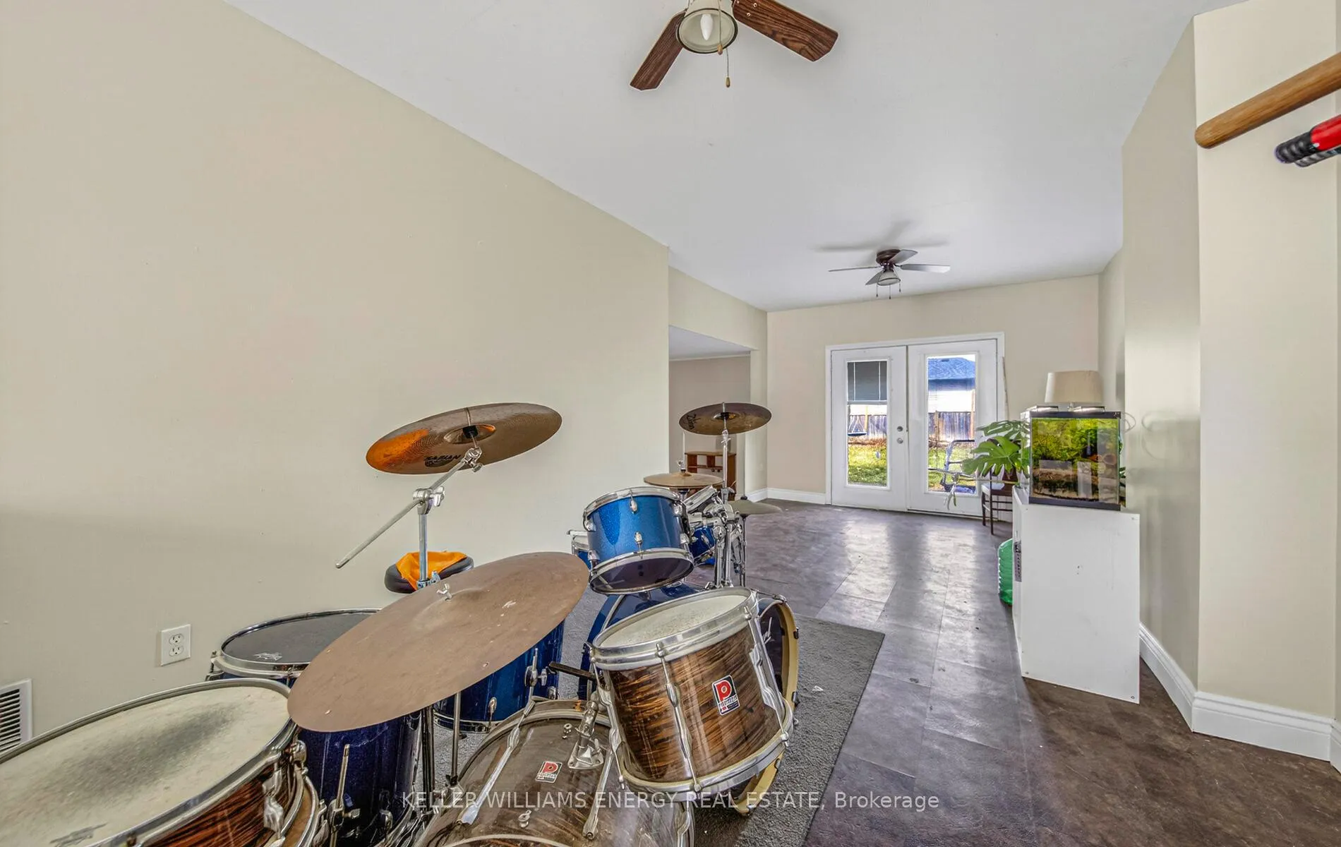 Photo 28 of 1704 Nash Road, Clarington, Courtice — HOMEH