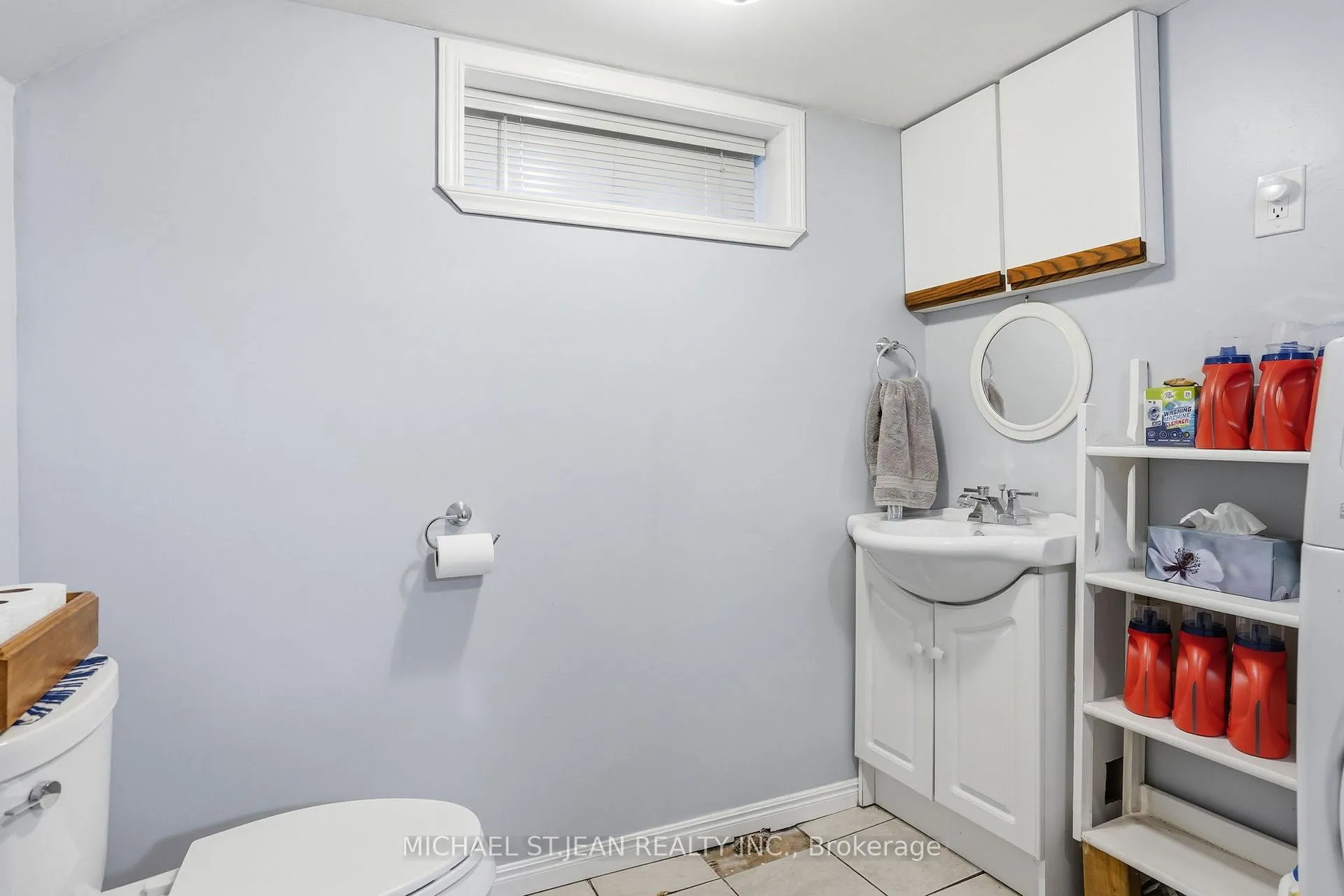 Photo 29 of 44 Lake Avenue N, Hamilton, Riverdale — HOMEH