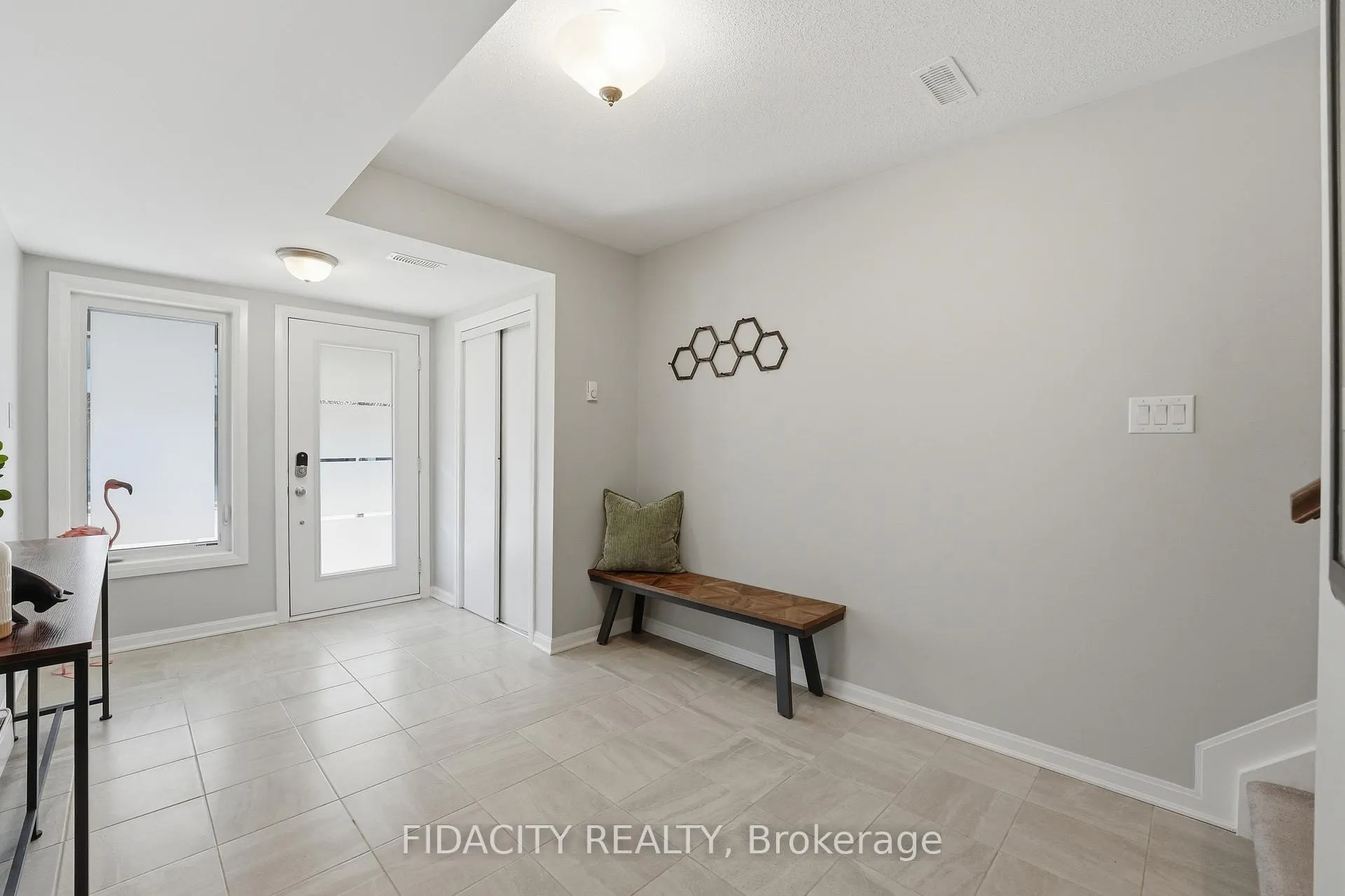 Photo 5 of 807 Element Private, Ottawa, Kanata - Emerald Meadows/Trailwest — HOMEH