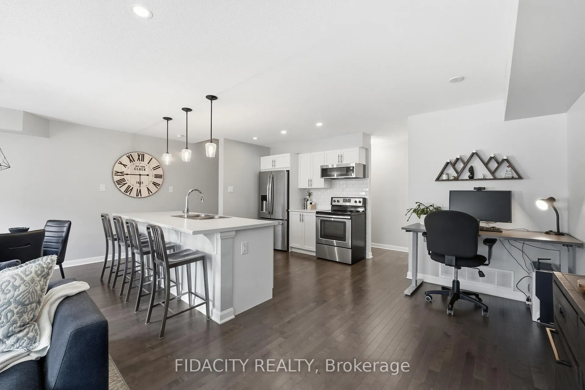 Photo 8 of 807 Element Private, Ottawa, Kanata - Emerald Meadows/Trailwest — HOMEH