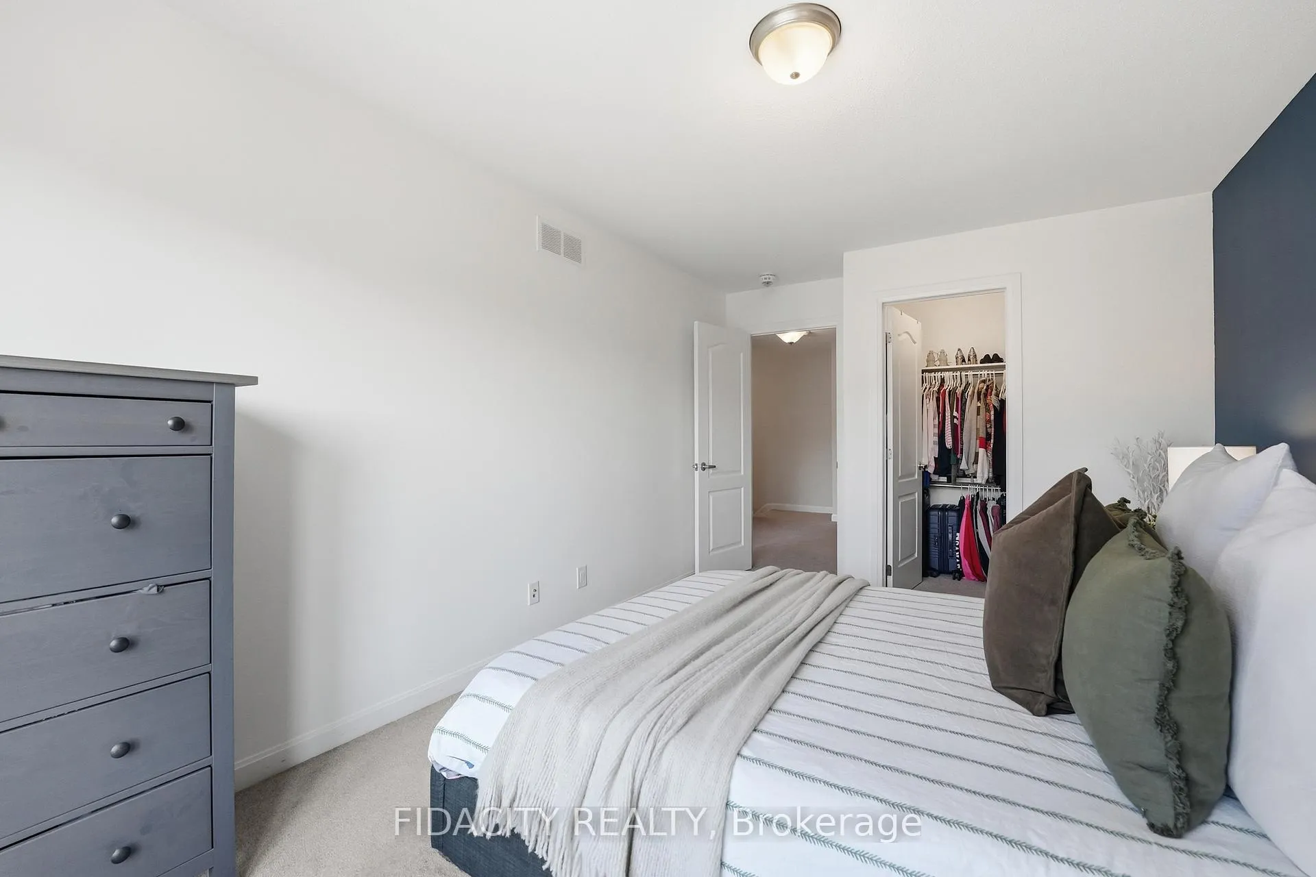 Photo 23 of 807 Element Private, Ottawa, Kanata - Emerald Meadows/Trailwest — HOMEH