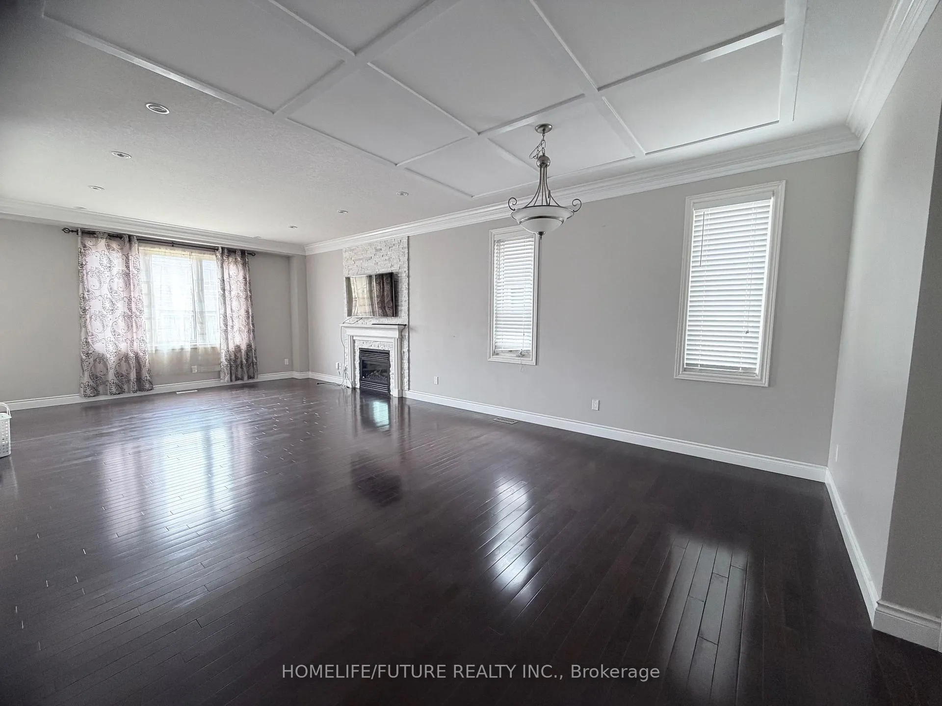 Photo 2 of 72 Bard Boulevard, Guelph, Pineridge/Westminster Woods — HOMEH