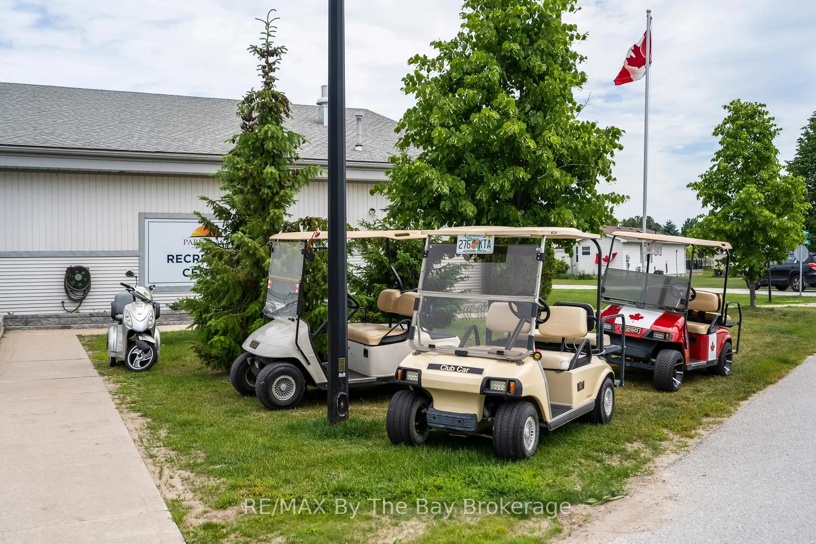 Photo 22 of 6 Pacific Avenue, Wasaga Beach — HOMEH