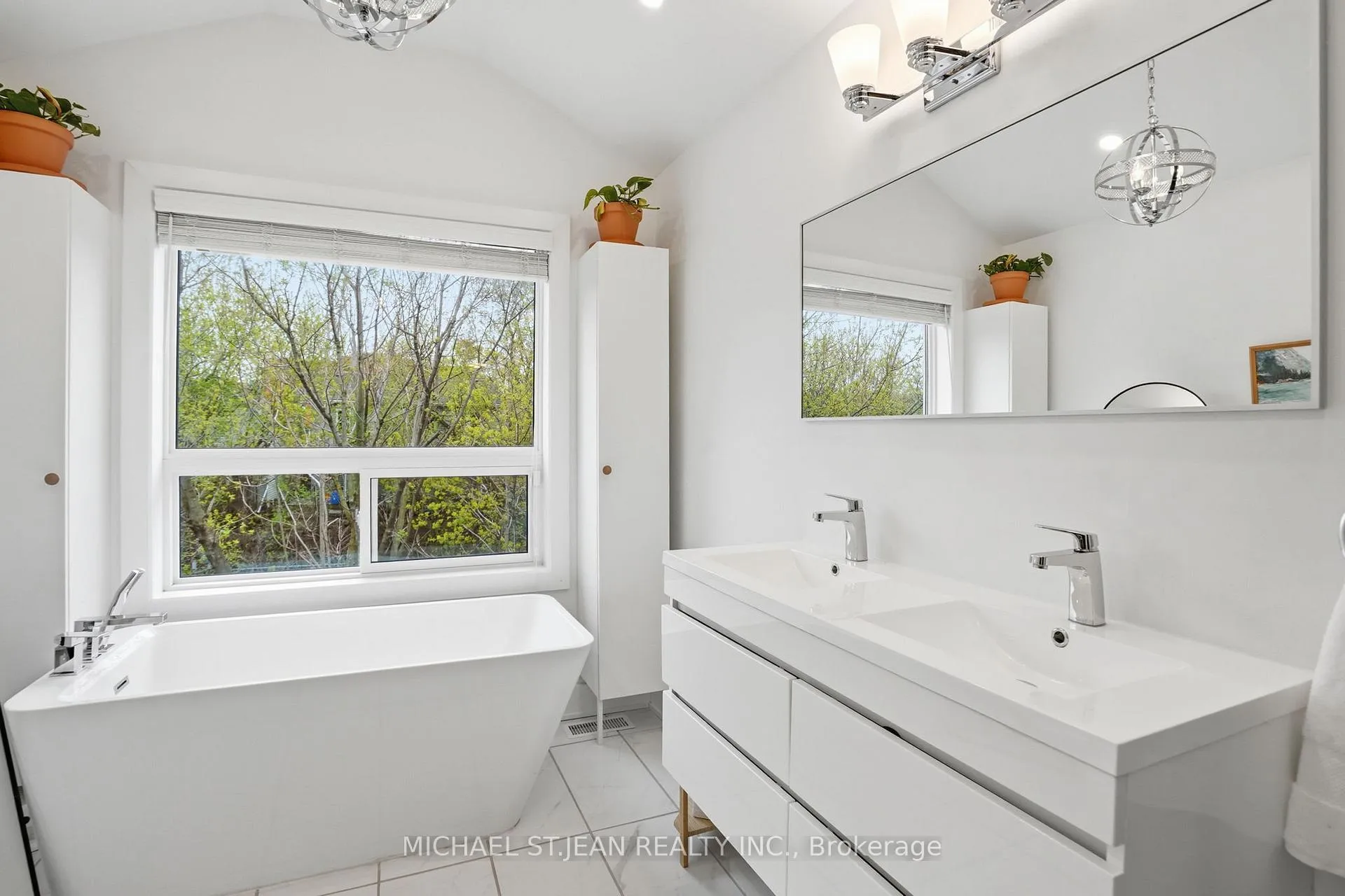 Photo 31 of 139 Canada Street, Hamilton, Kirkendall — HOMEH