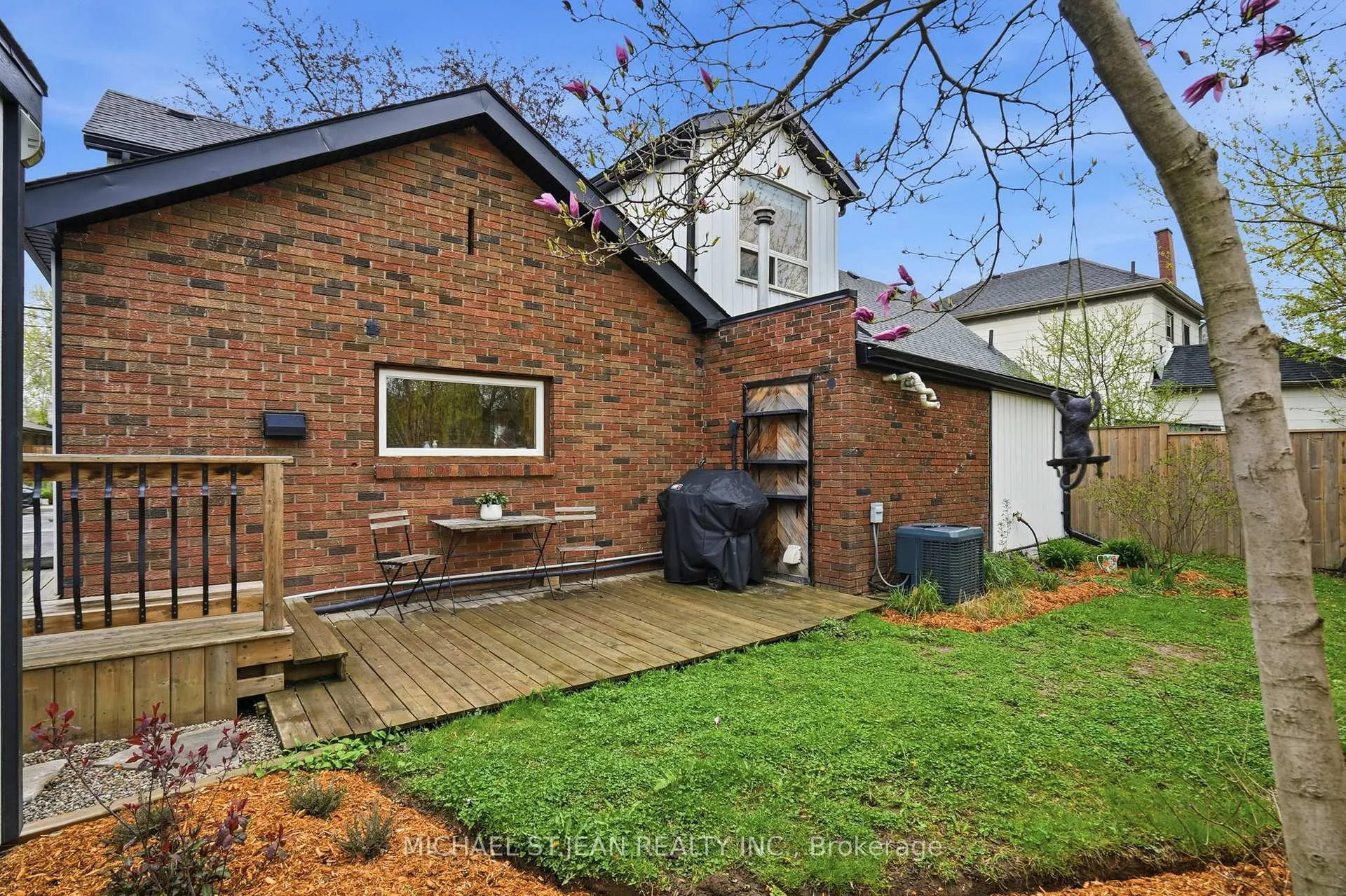 Photo 46 of 139 Canada Street, Hamilton, Kirkendall — HOMEH