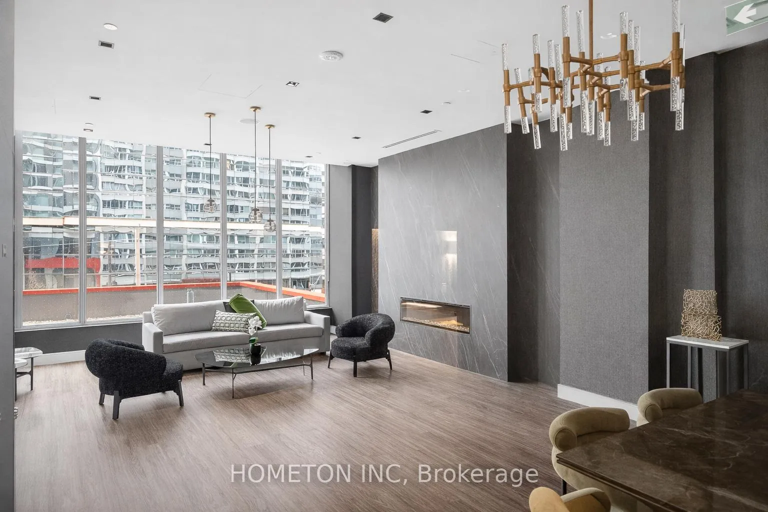 Photo 4 of Unit 1217, 50 Dunfield Avenue, Toronto, Mount Pleasant West — HOMEH